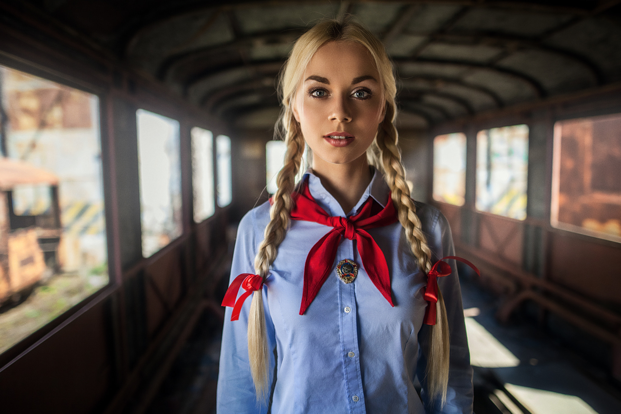 Wallpaper, women, blonde, pigtails, shirt, portrait 2048x1366