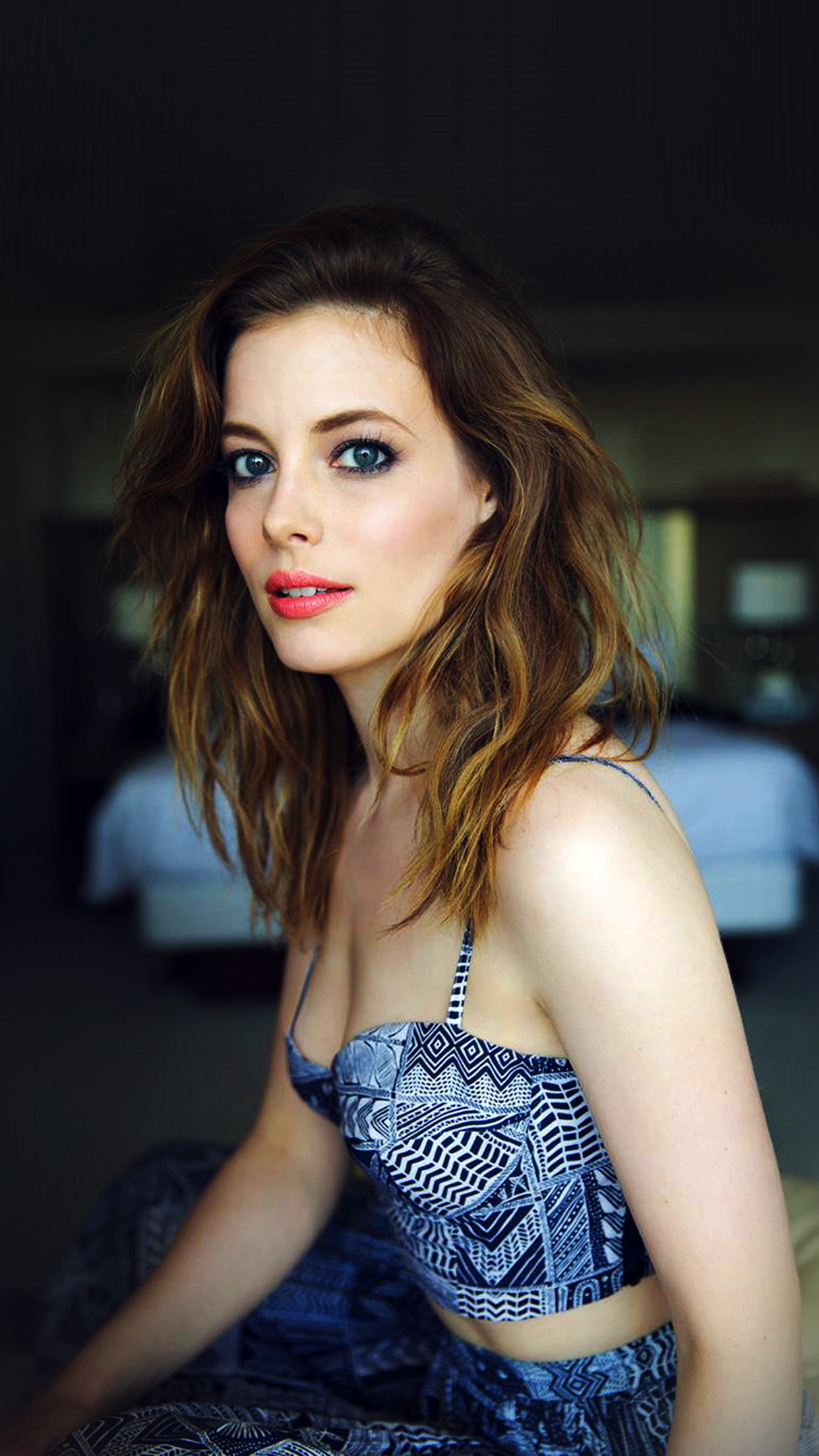 Face Blonde Girl Happy Dress Wallpaper