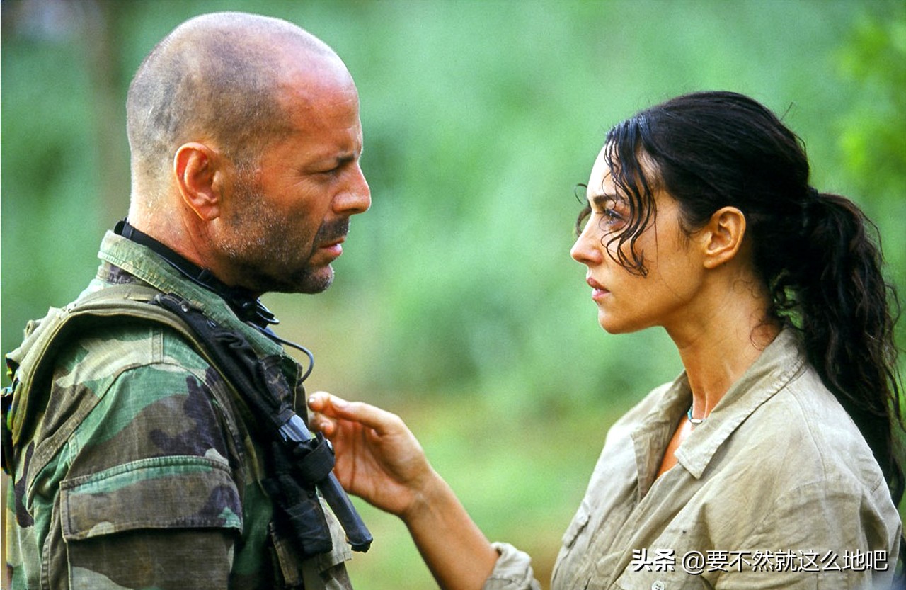 Tears of the sun, tough guy Bruce Willis and goddess Bellucci, have a wonderful reaction
