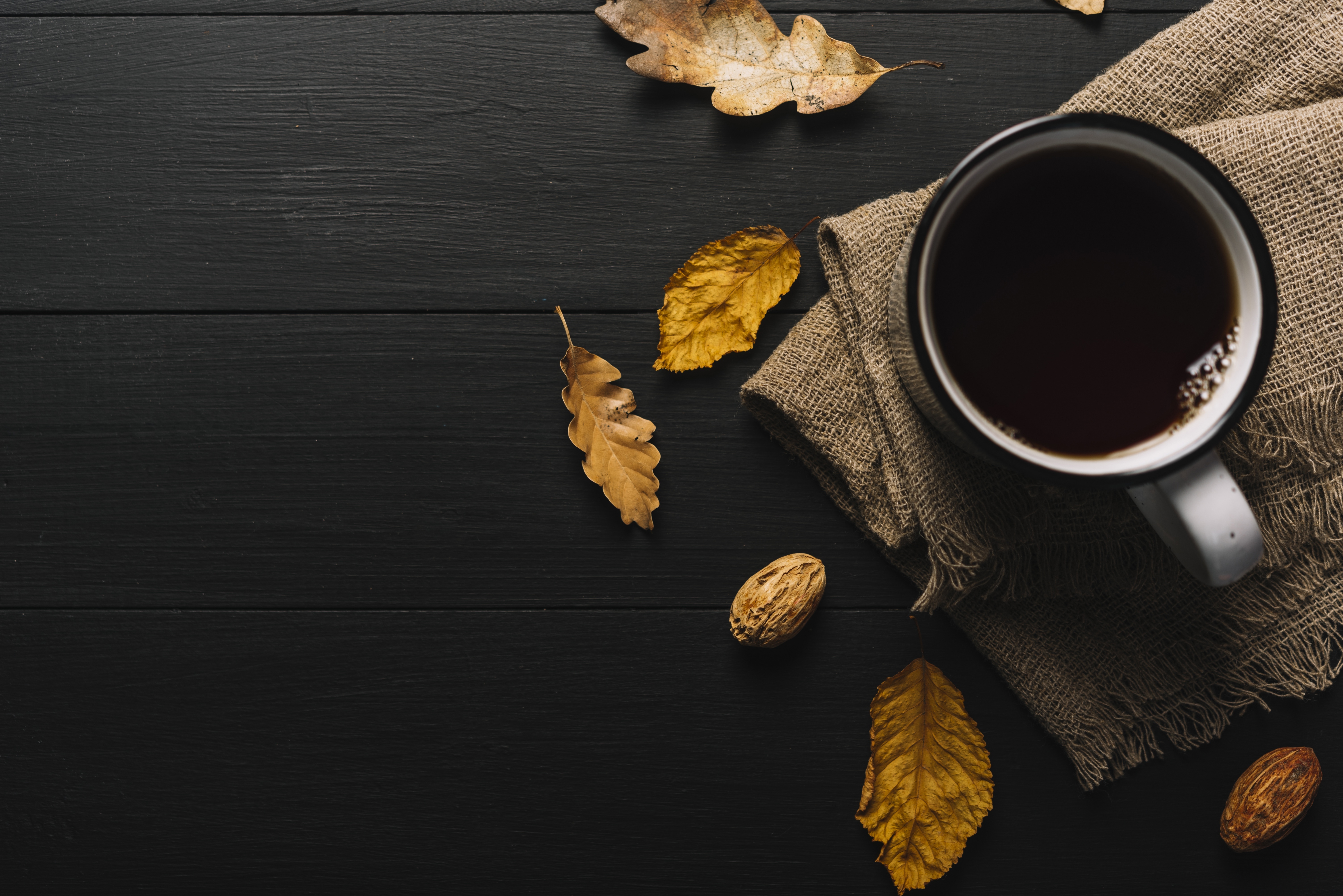 Wallpaper Coffee, Vintage, Cozy, Autumn, Yellow Leaves, Table:6016x4016