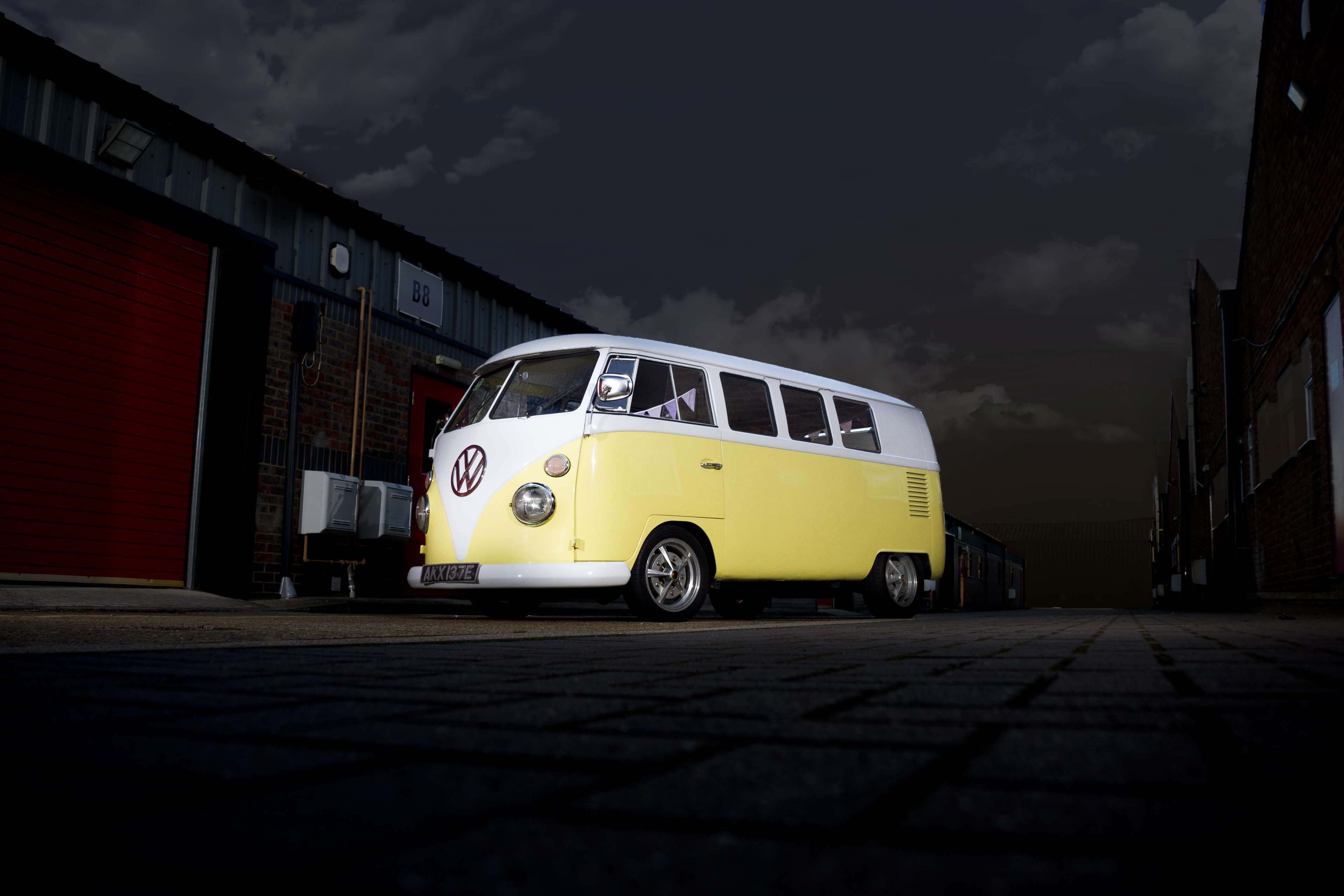 yellow campervan HD wallpaper, Background