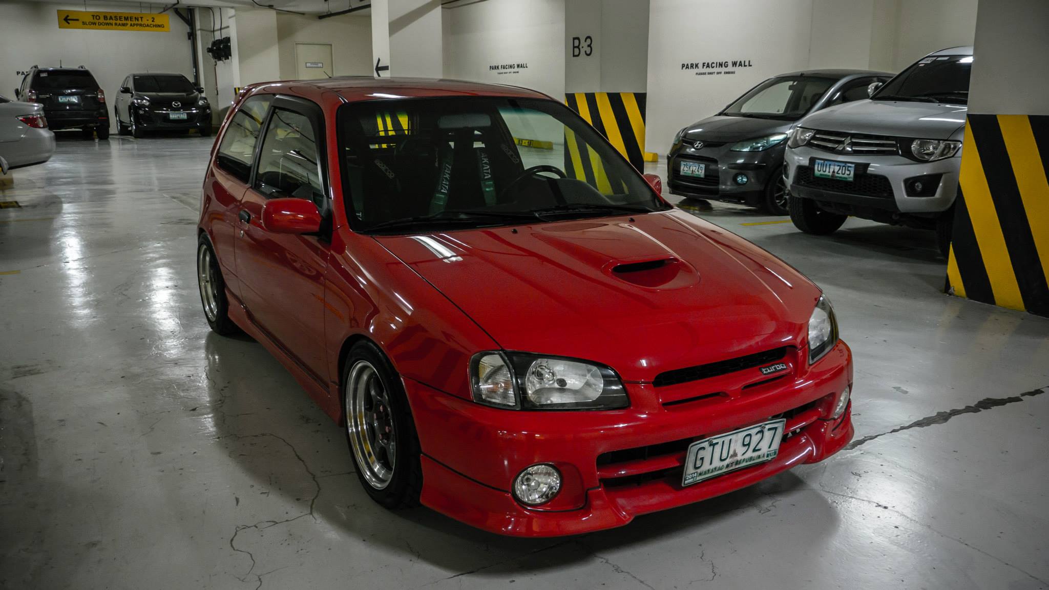 Toyota Starlet Glanza V
