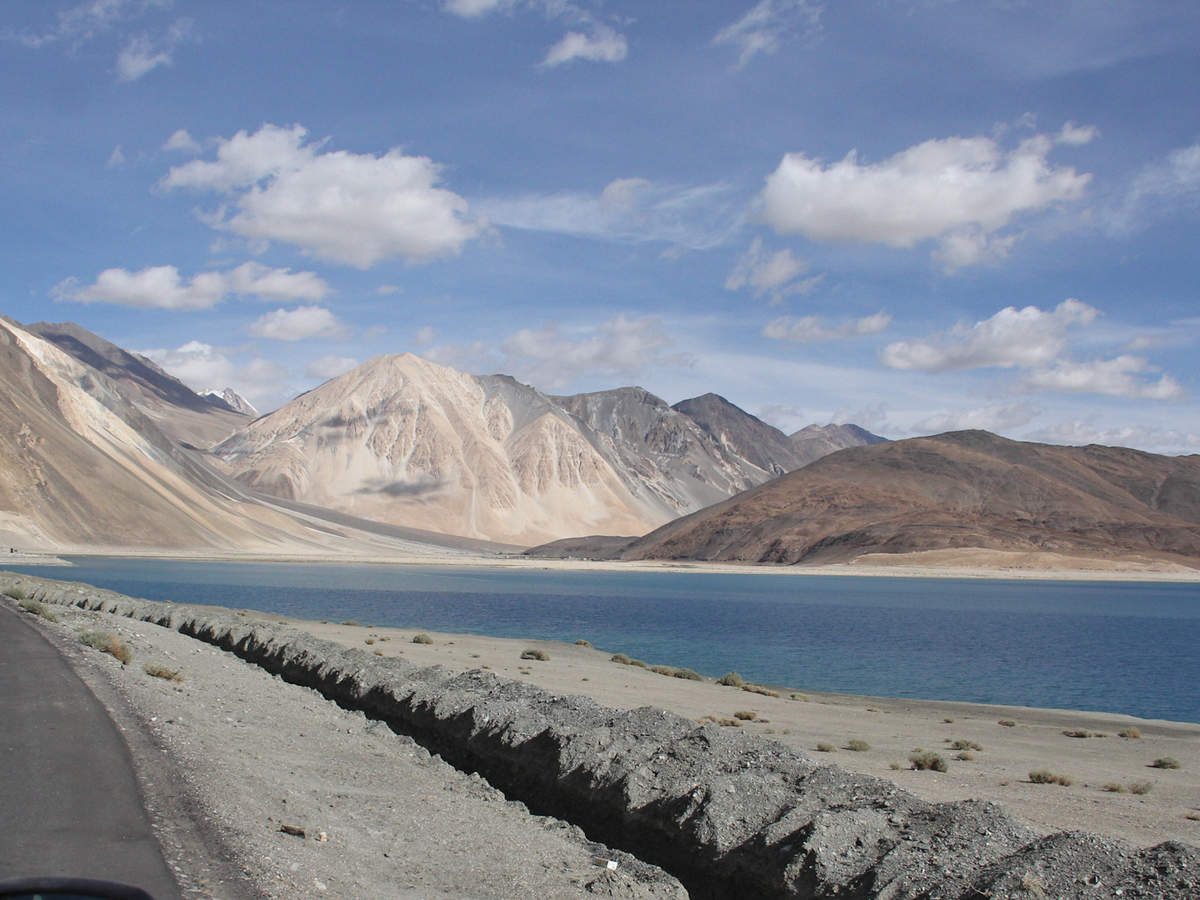 Pangong Lake Wallpapers - Wallpaper Cave