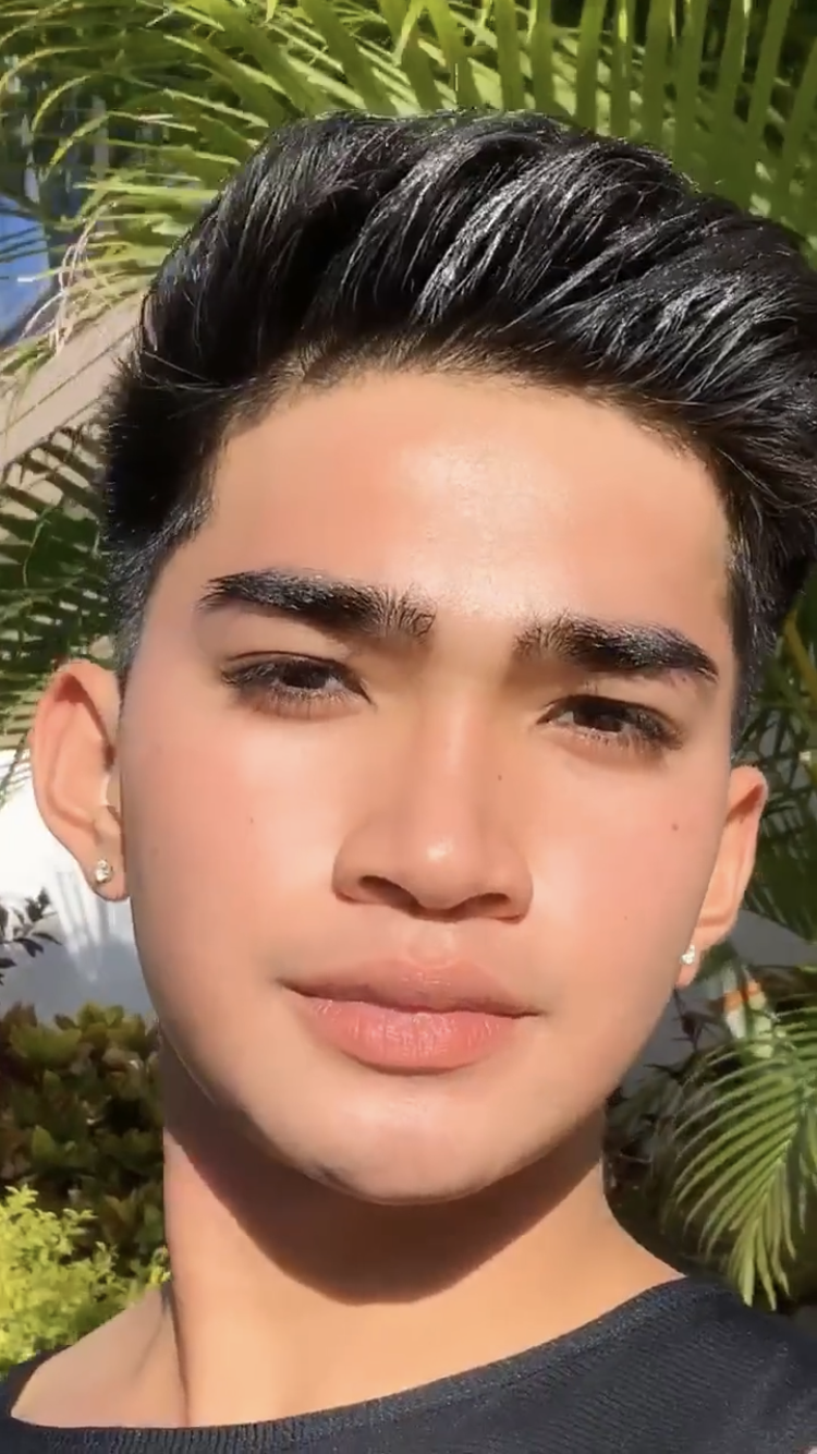 bretman rock. Bretman rock, Rock makeup, Male makeup