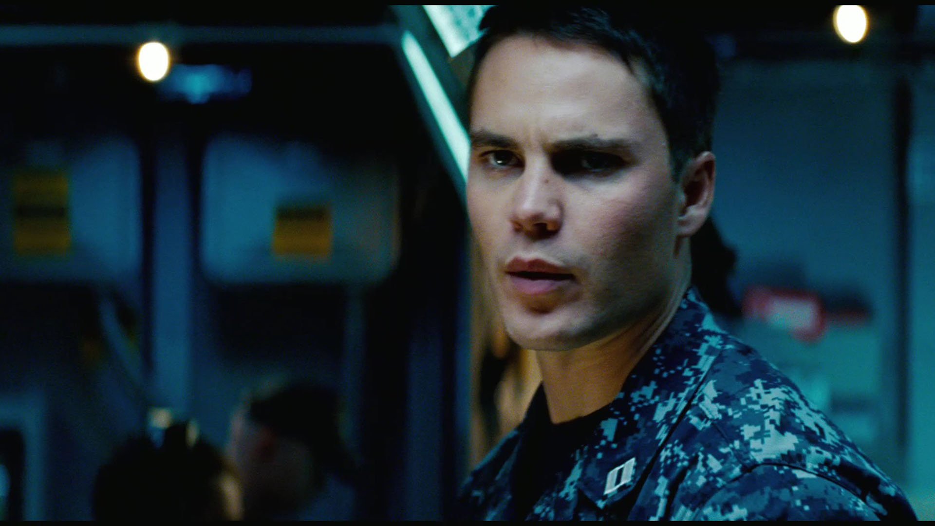 taylor kitsch battleship poster