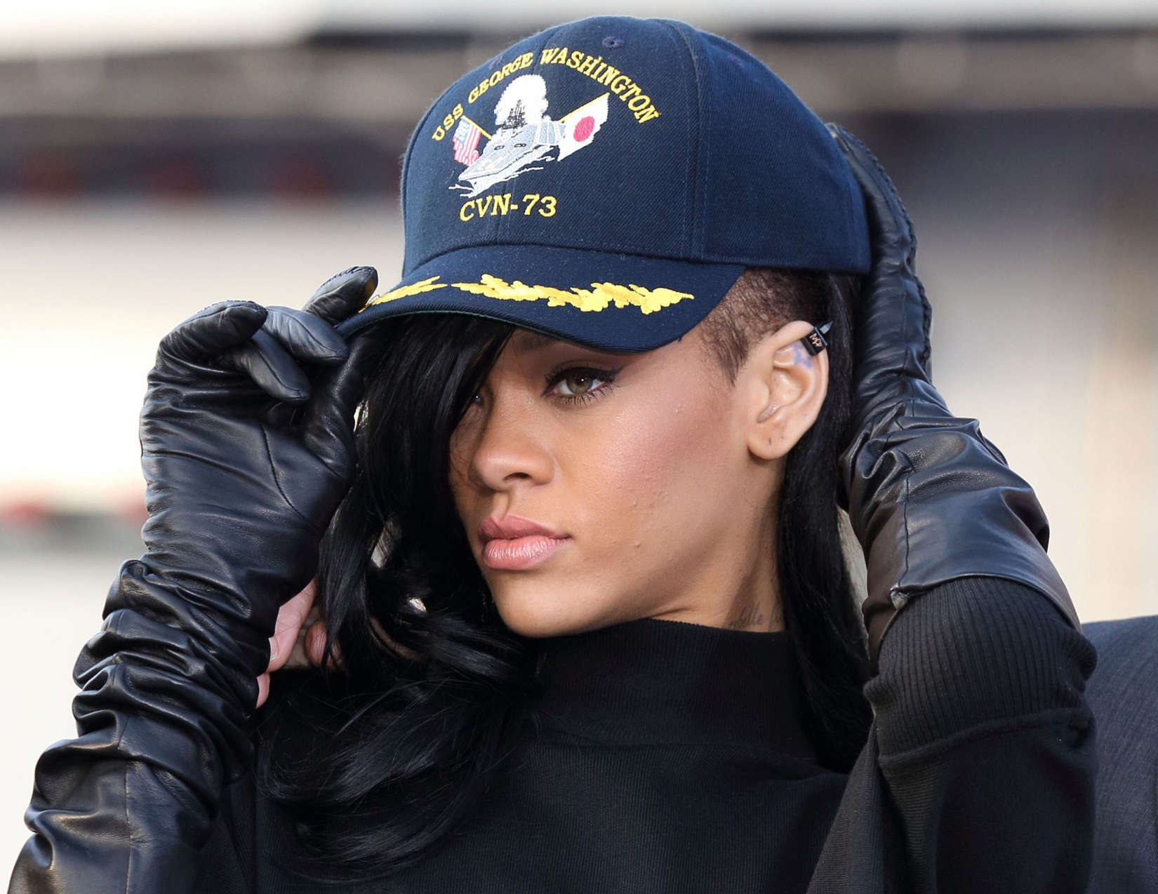 Rihanna And Brooklyn Decker At Press Conference For Battleship 22