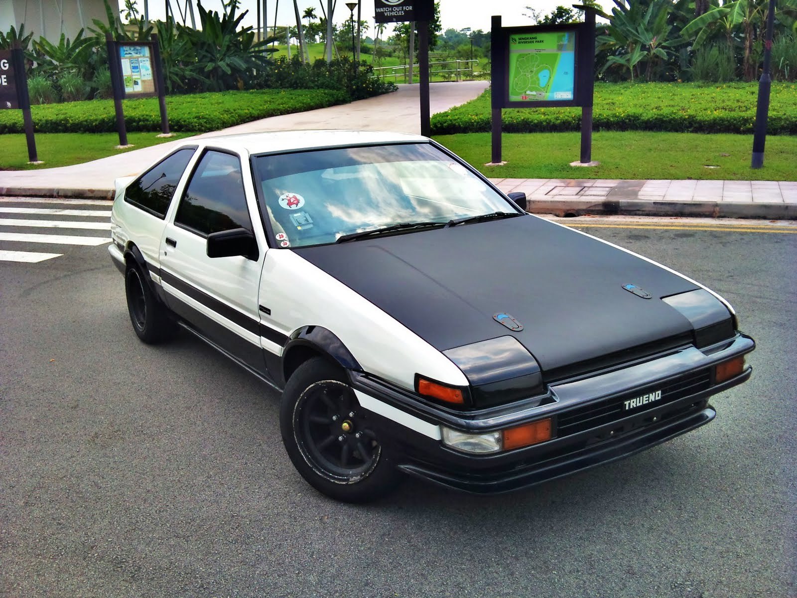 cars Toyota AE86 Initial