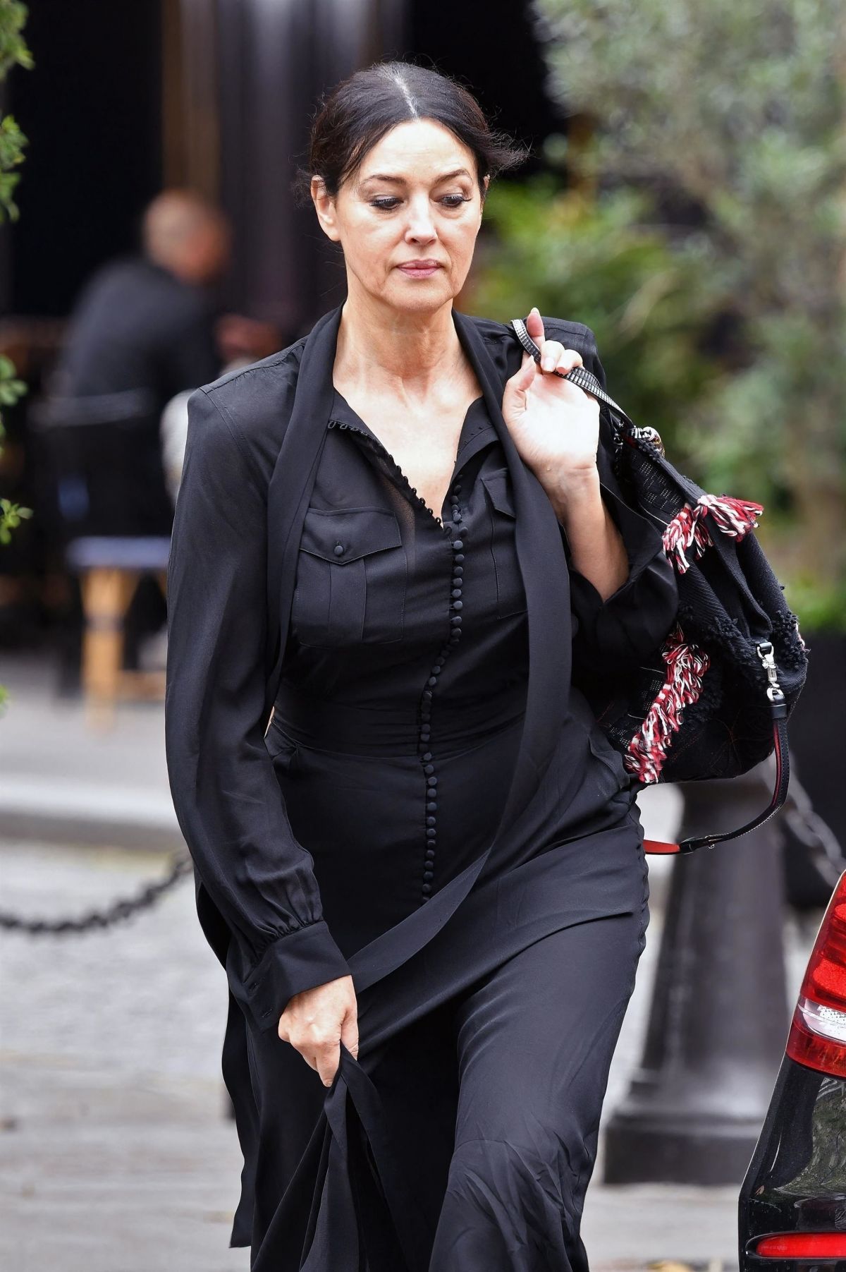 MONICA BELLUCCI Out For Lunch In Paris 07 16 2020 In 2021. Monica Bellucci, Monica Bellucci Photo, Monica