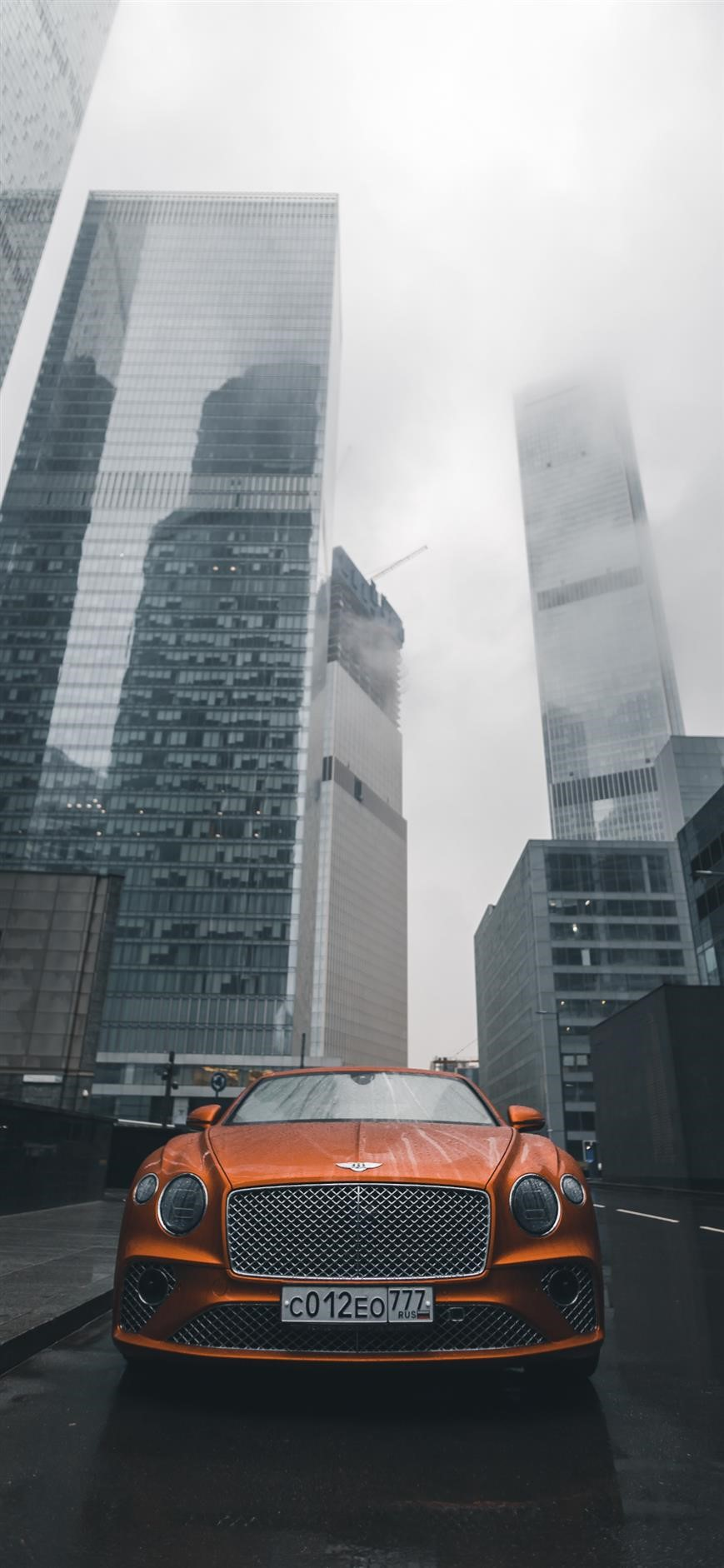 IPhone Wallpaper Bentley Car Street Wallpaper Art: Free HD Download