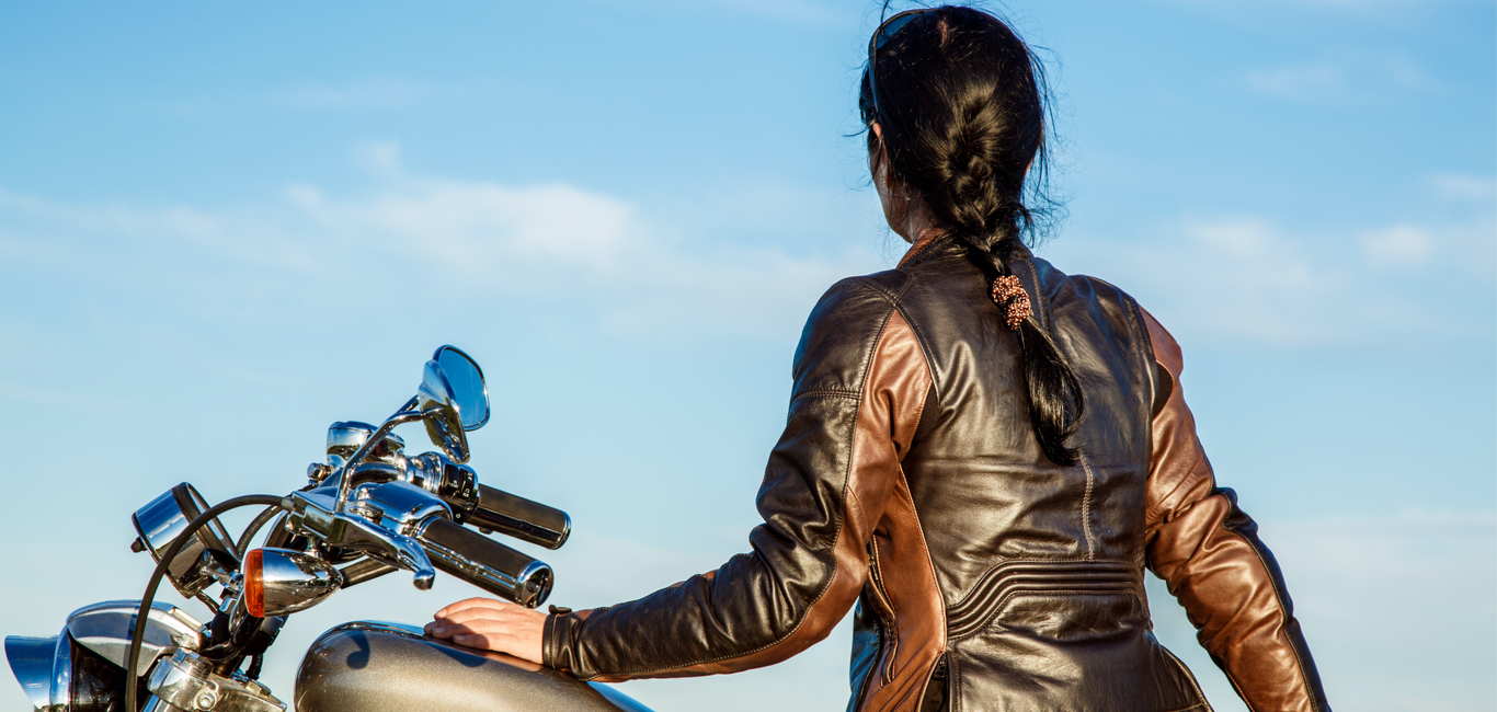 women bikers breaking gender stereotypes