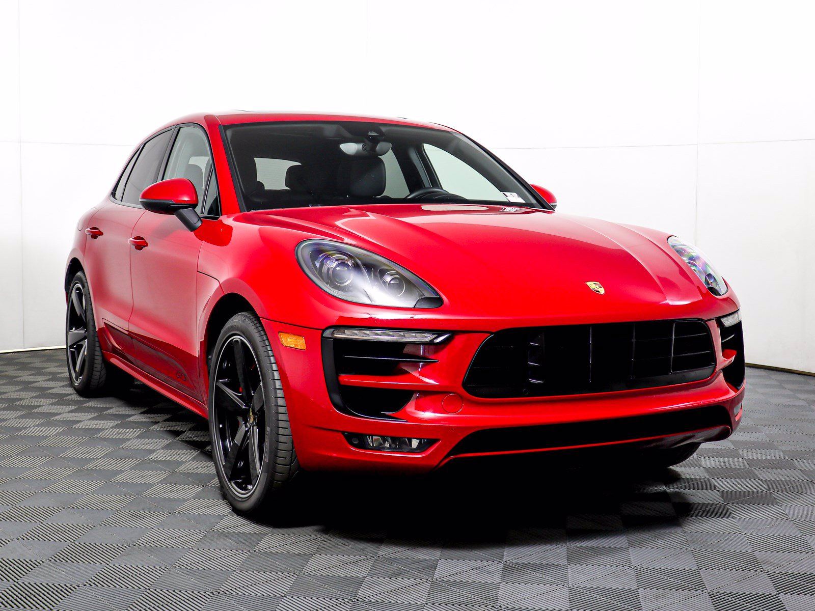 Demo 2018 Porsche Macan GTS SUV in Riverside UP