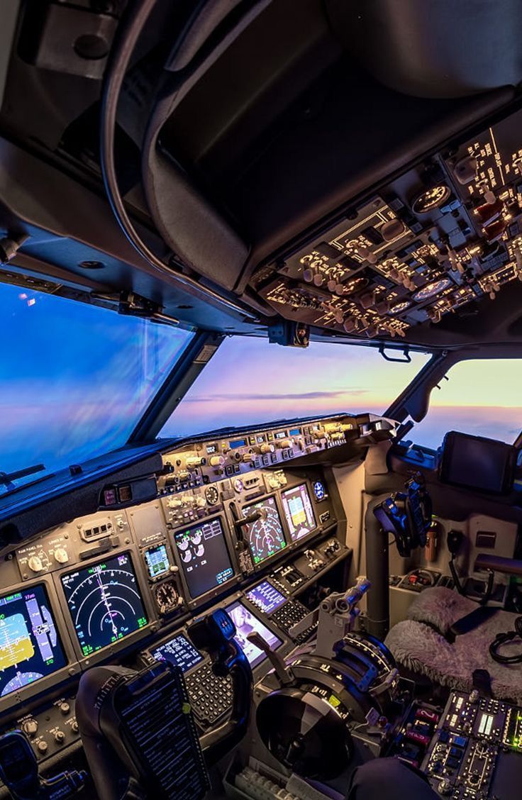 B737 cockpit - #boeing #airplane #cockpit #aircraft #fly #pilot Benefits A rise in popularity of univ. Airplane wallpaper, Airplane pilot, Airplane photography