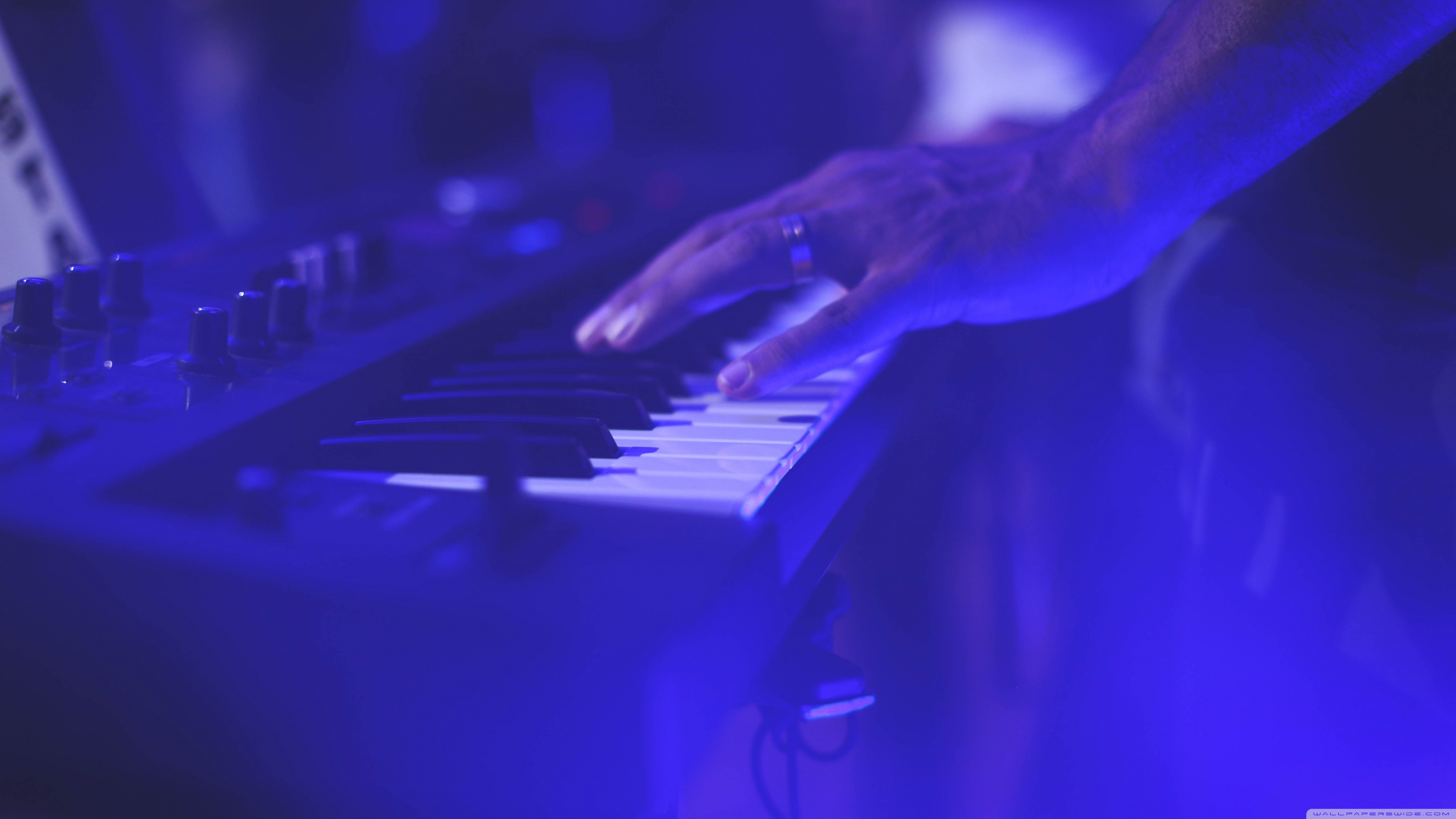 Live Music Ultra HD Desktop Background Wallpaper for 4K UHD TV, Widescreen & UltraWide Desktop & Laptop, Tablet