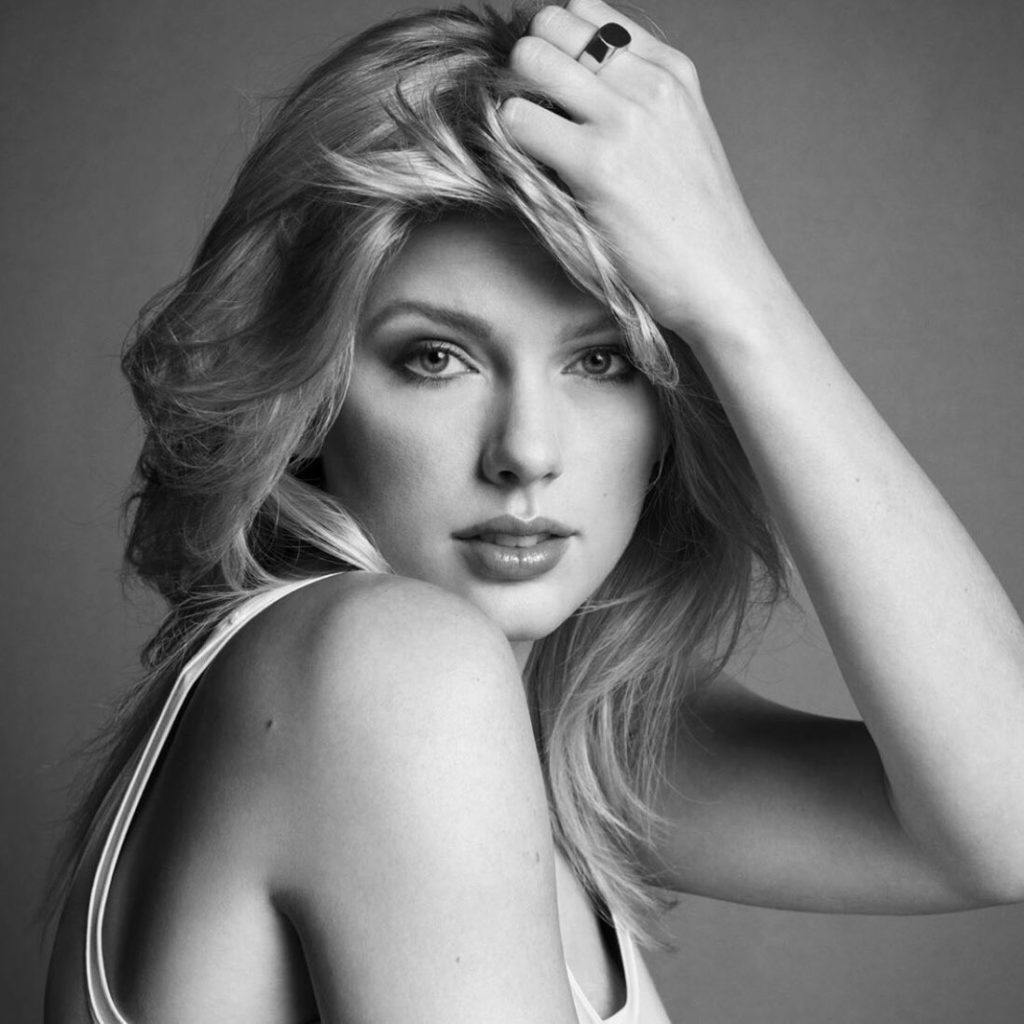 taylor swift black and white photoshoot