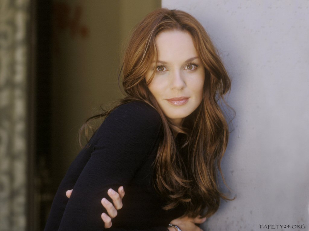 Sara Tancredi Wallpapers - Wallpaper Cave