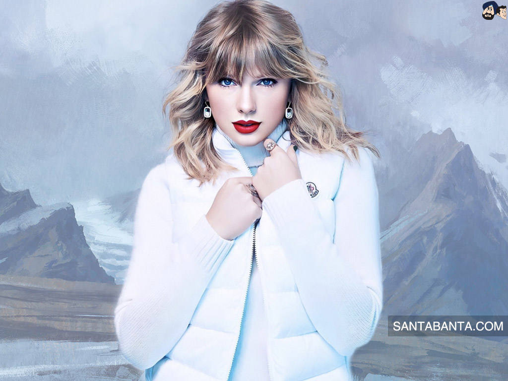 Taylor Swift Looks Like A Real Snow White