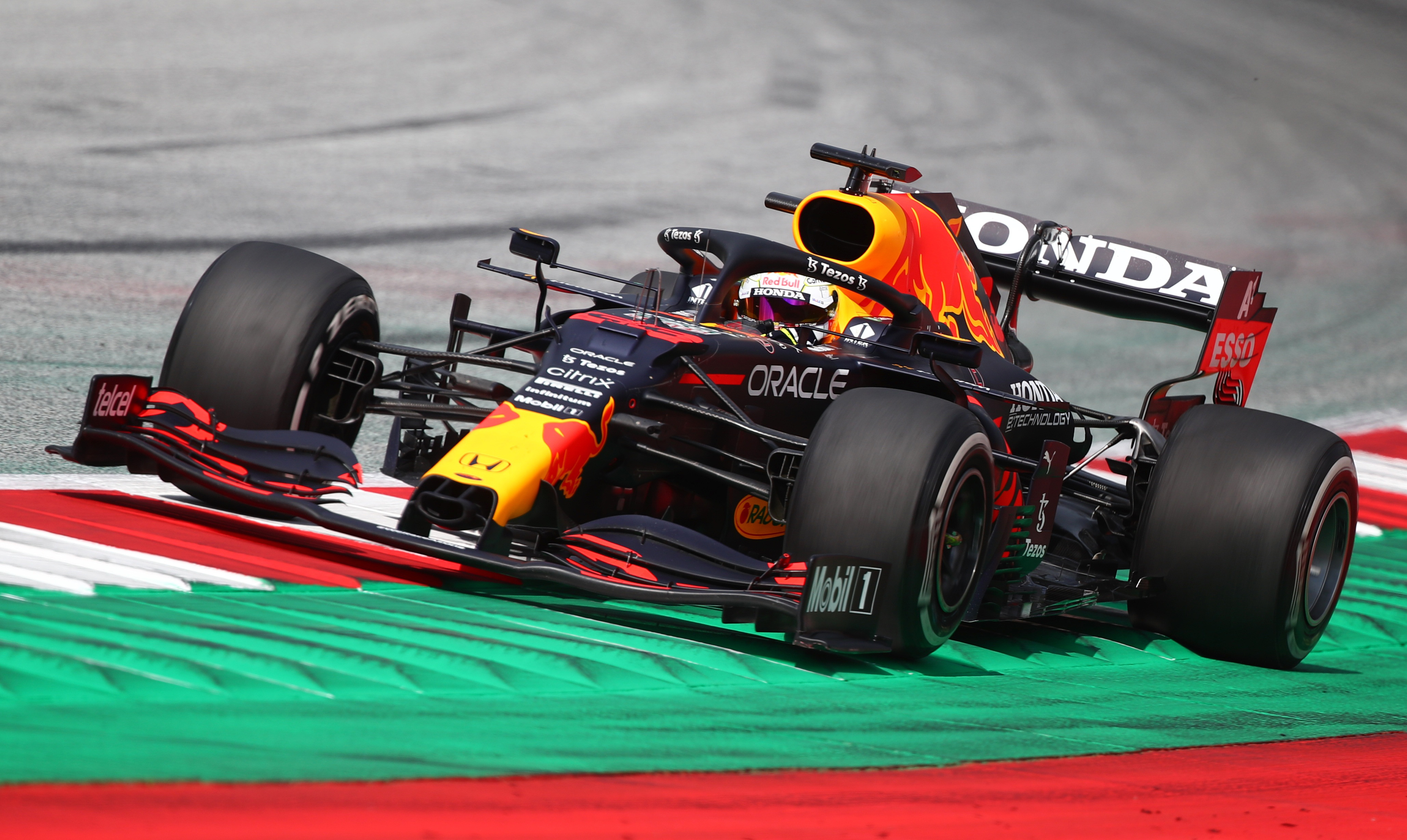 Bottas penalised for pitlane spin, Verstappen fastest