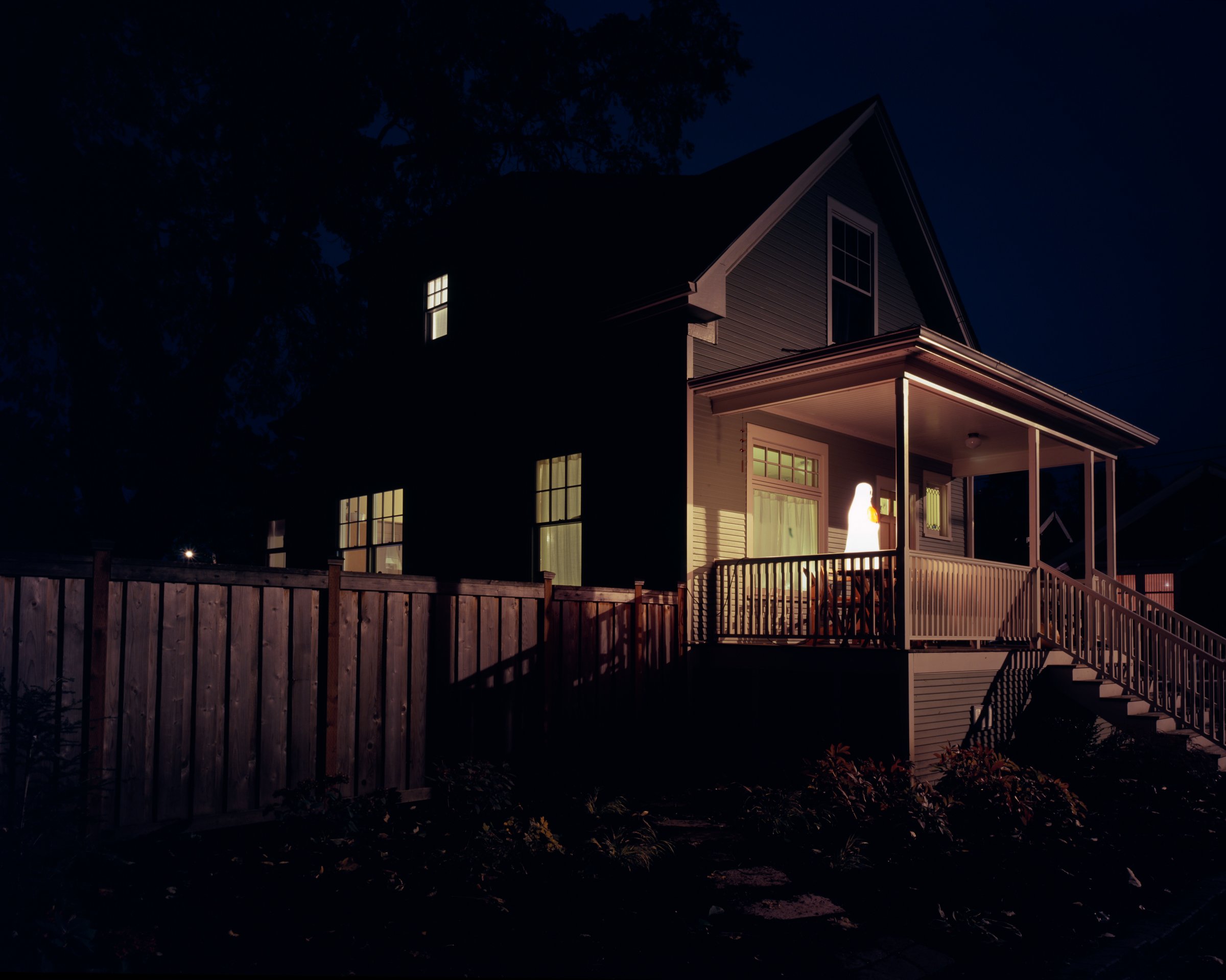 Wallpaper, night, home, house, sky, light, architecture, darkness, residential area, phenomenon, cottage, evening, building, facade, shed, landscape lighting, midnight 2400x1920