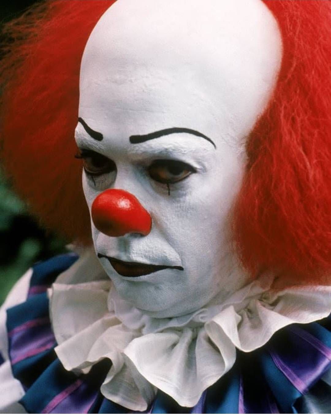 Tim Curry's IT. Horror movie art, Evil clowns, Pennywise the clown