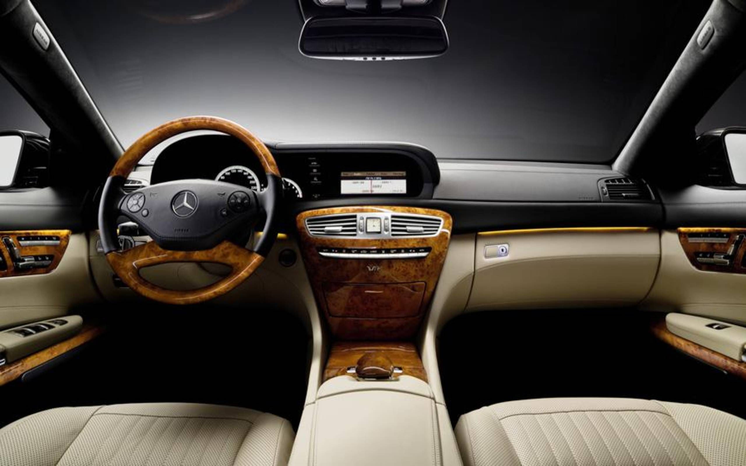 Mercedes Benz CL Gets A Facelift For 2011
