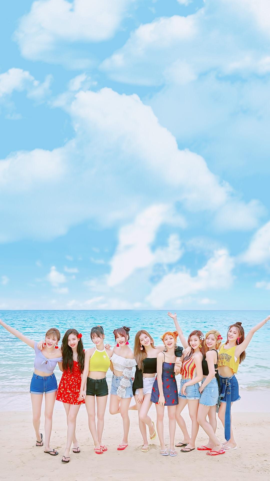 DTNA Wallpaper ❤️: twice