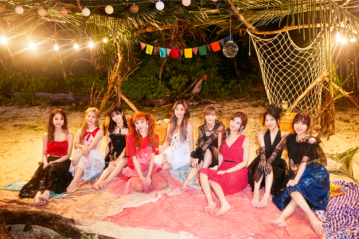 Twice DTNA (JYP Ent) Photo