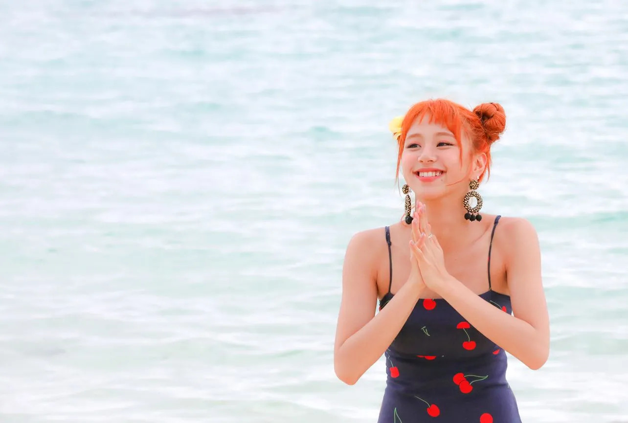 TWICE Dance The Night Away starcast