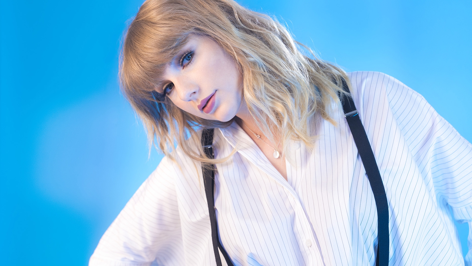 Download 1920x1080 Taylor Swift, Blonde, Singer, Shirt, Blue Eyes Wallpaper for Widescreen