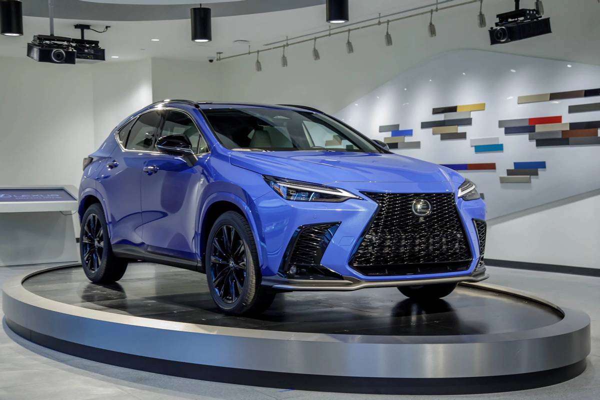 2022 Lexus NX Brings Smart Looks, Smart Tech