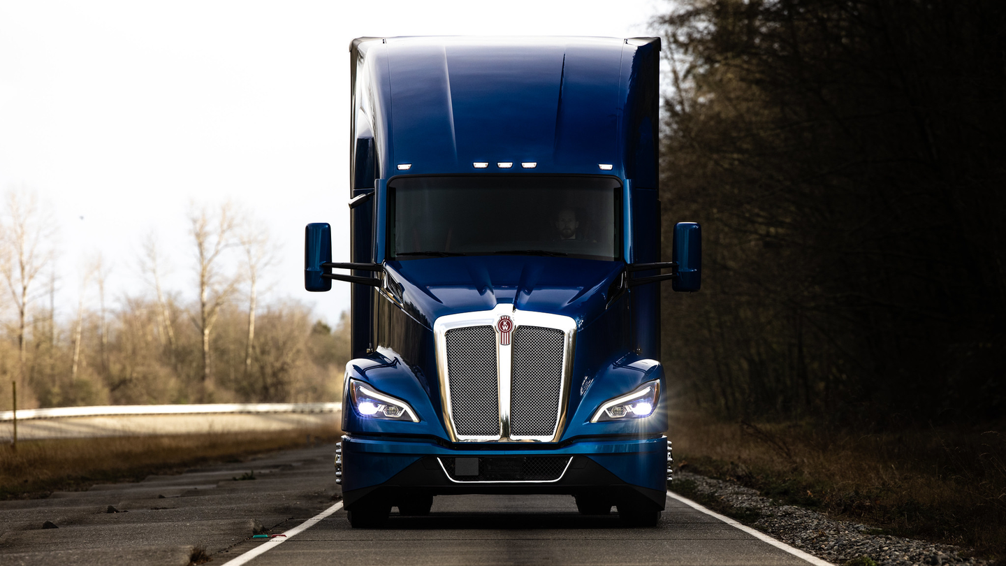 Kenworth Launches Next Generation T680 Truck. OEM Off Highway