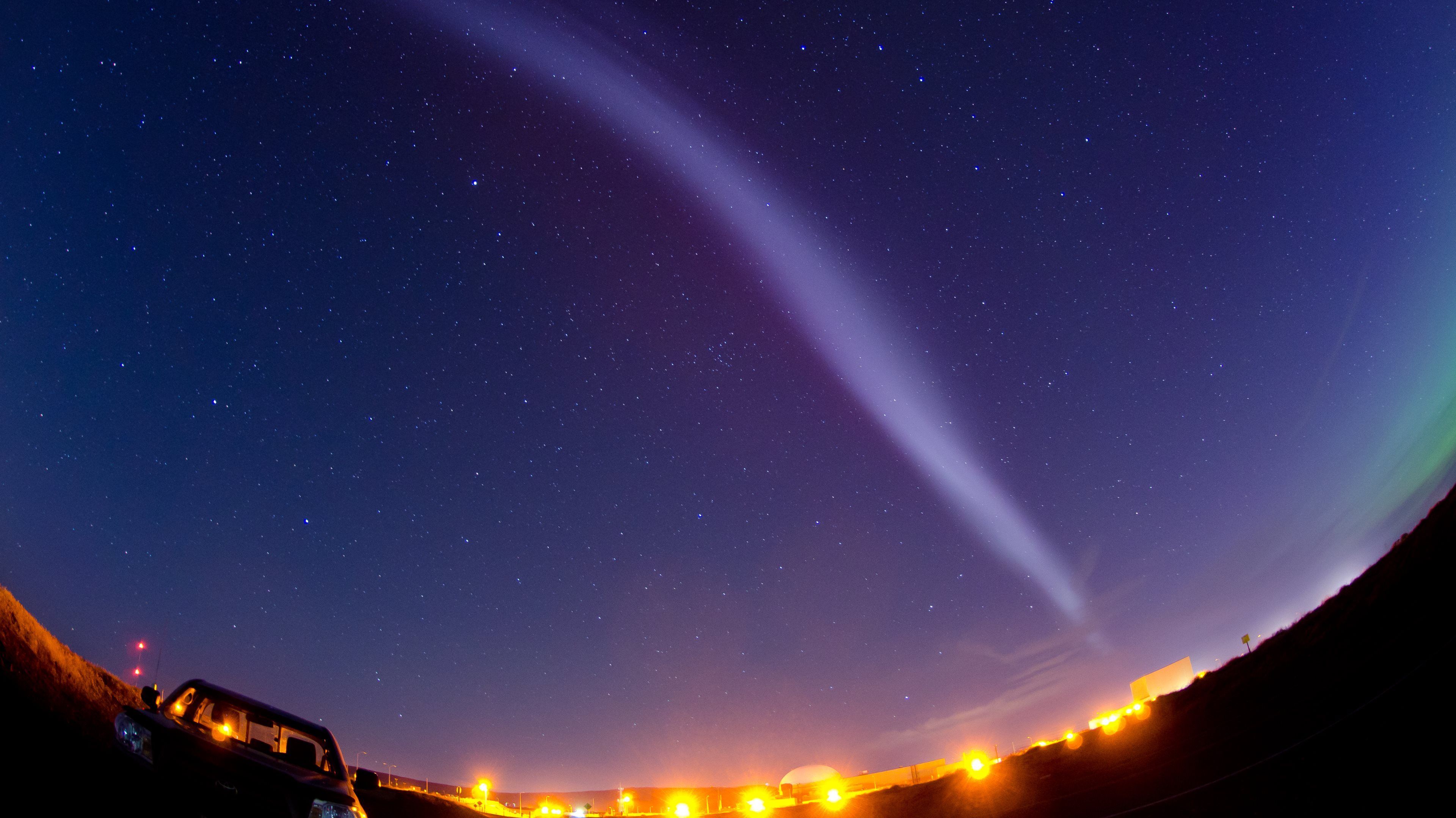 Purple Northern Lights Wallpaper