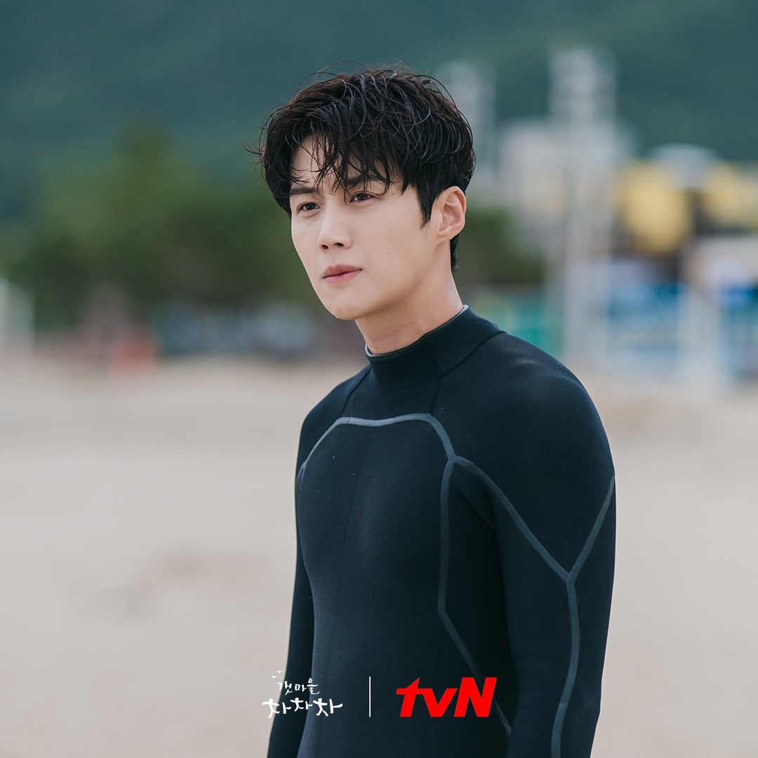 Kim Seon Ho Explains Why He Was Drawn To His Character In “Hometown Cha Cha Cha”