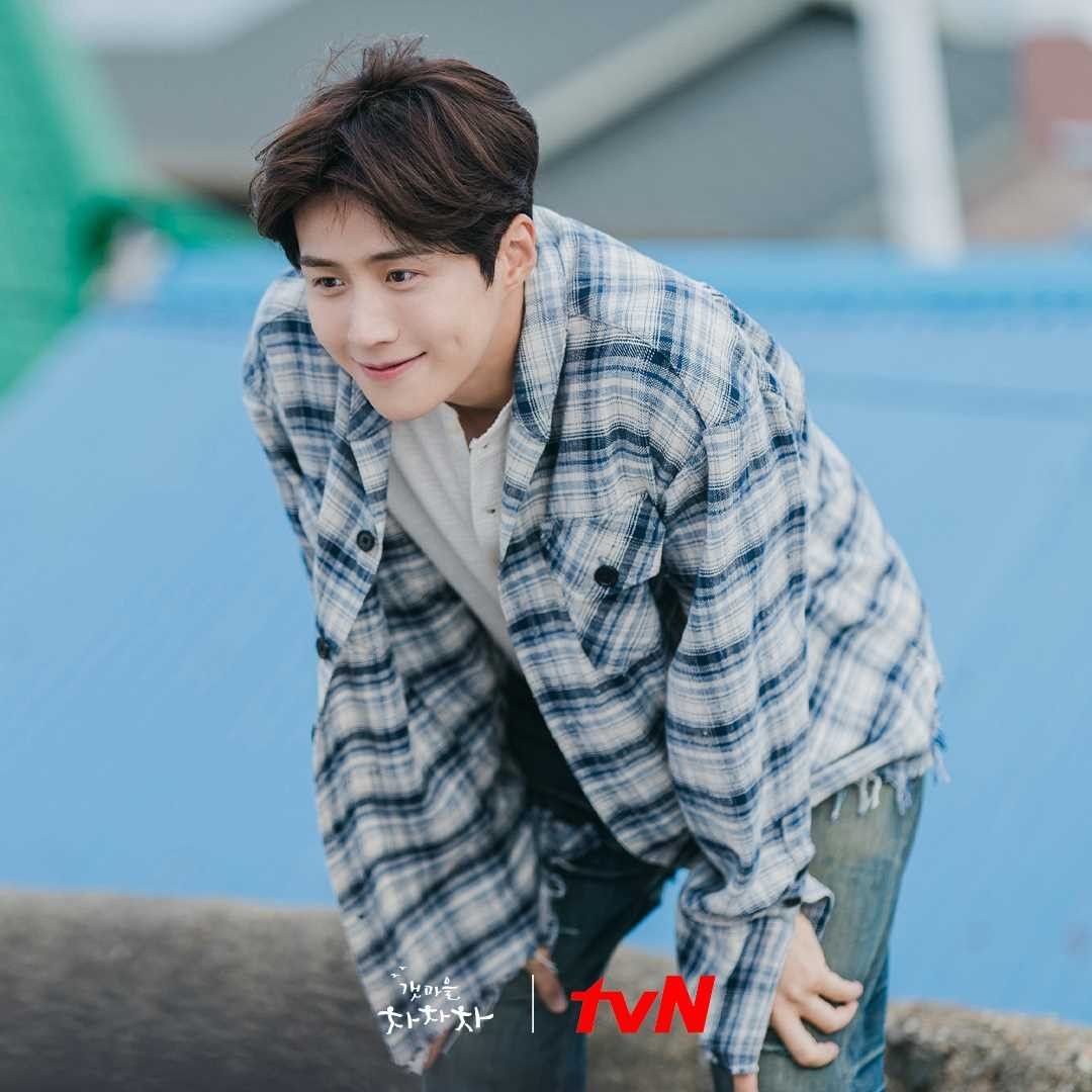 Good Boy' Kim Seon Ho Displays Charms in New 'Hometown Cha Cha Cha' Stills