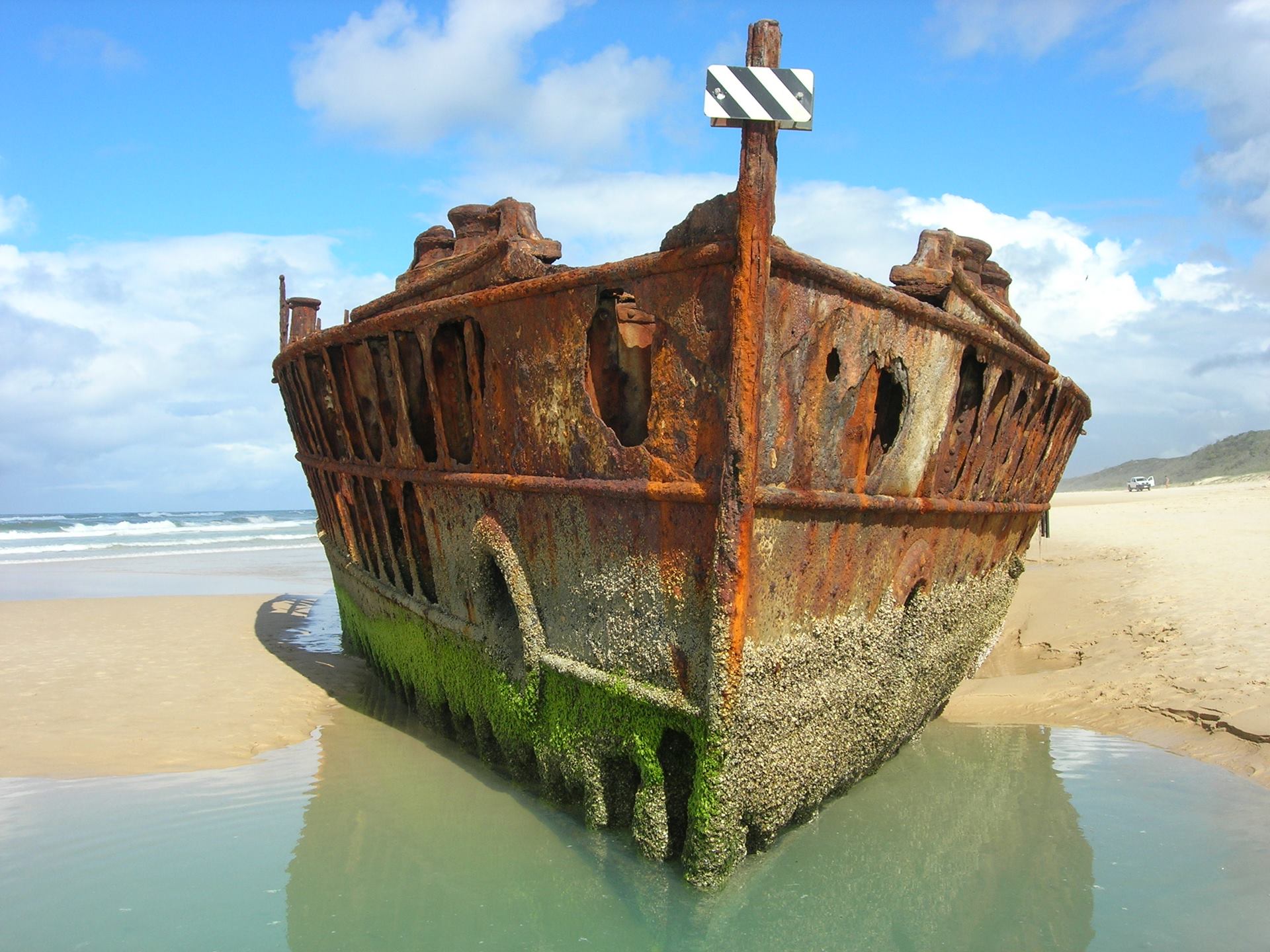 Maheno Shipwreck On Fraser Island Wallpaper