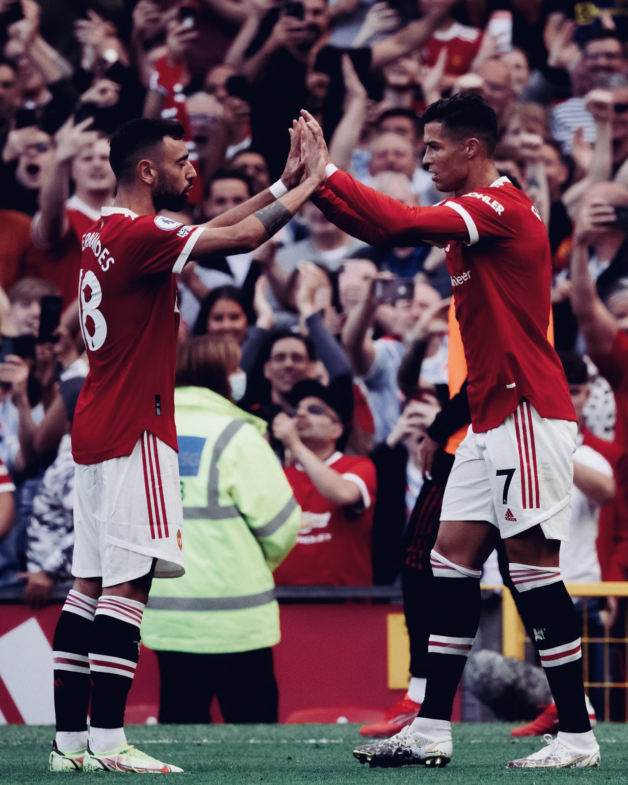 Cristiano Ronaldo Man Utd 2021 HD wallpaper