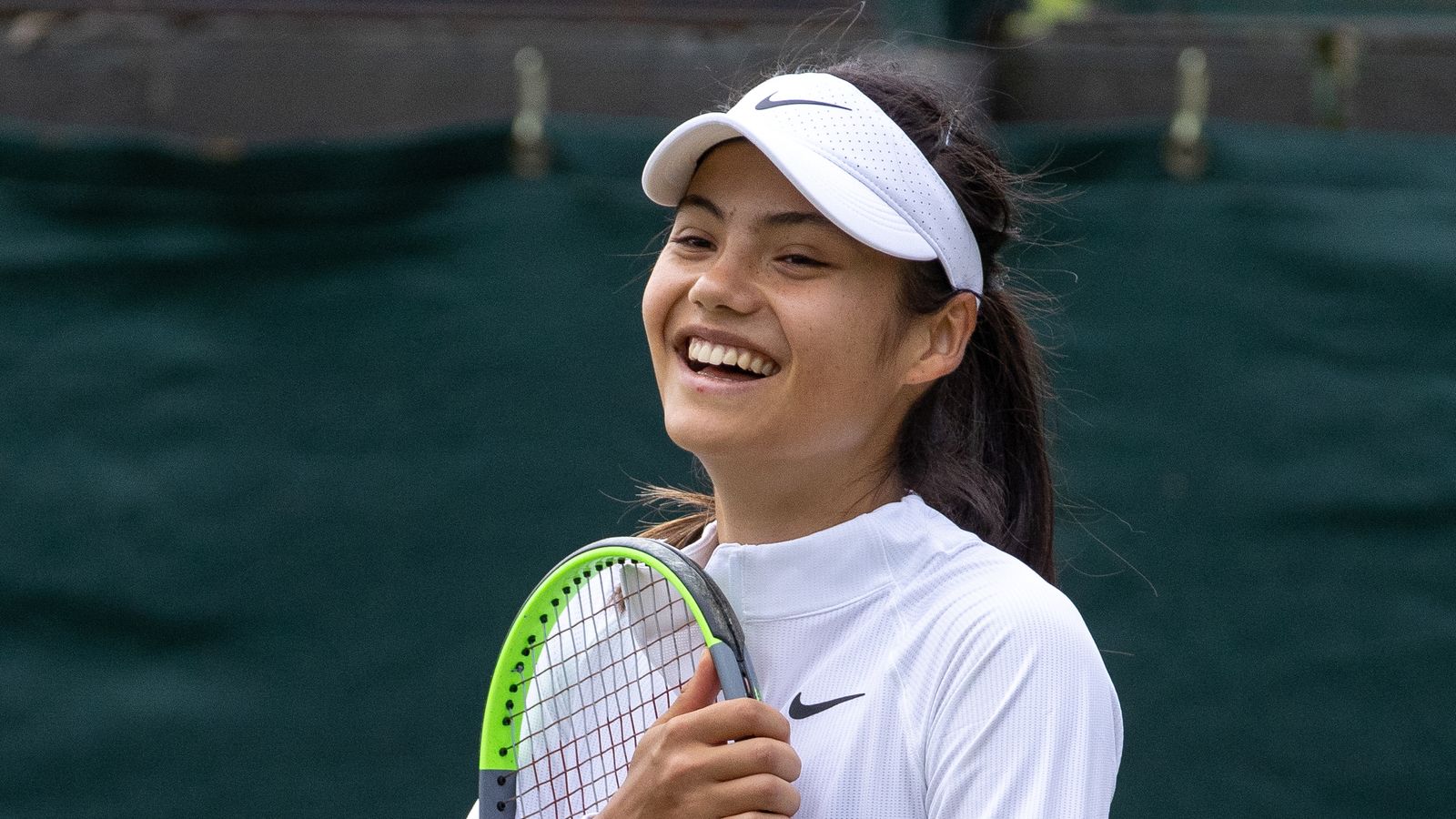 Emma Raducanu hopes to continue 'incredible' Wimbledon journey