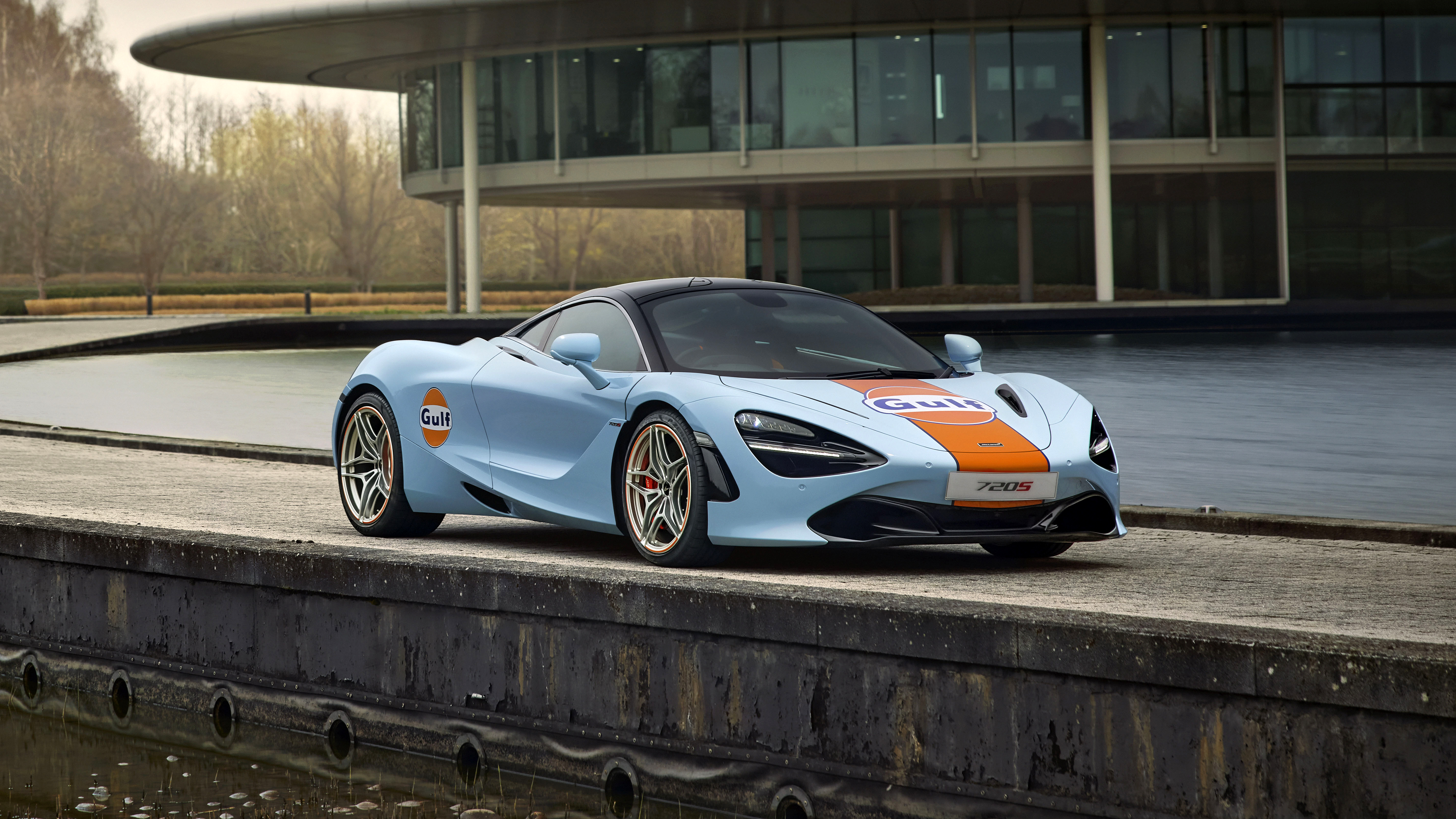 McLaren MSO 720S Coupé Gulf Oil Livery