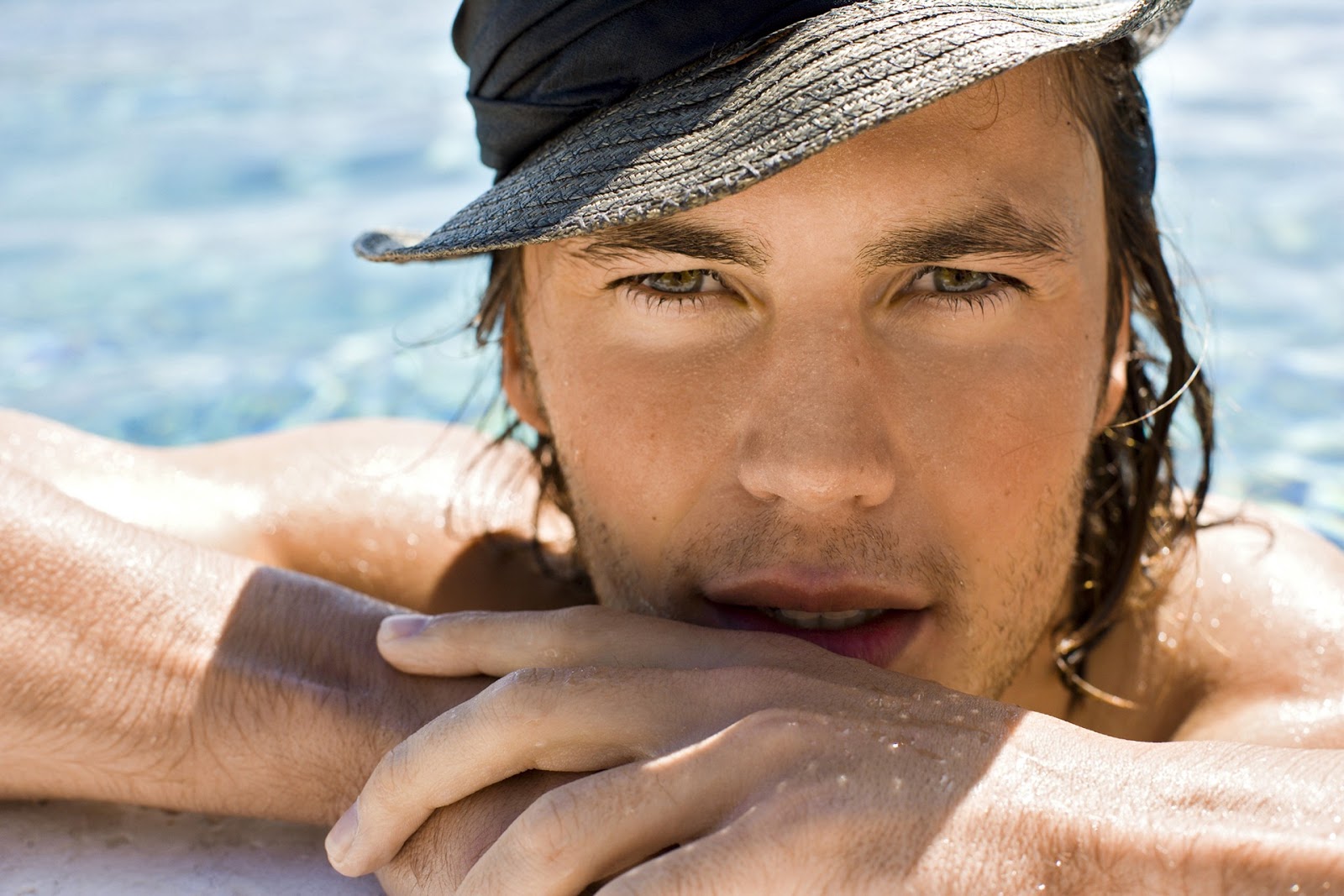 Taylor Kitsch Hot Actor Desktop Wallpaper