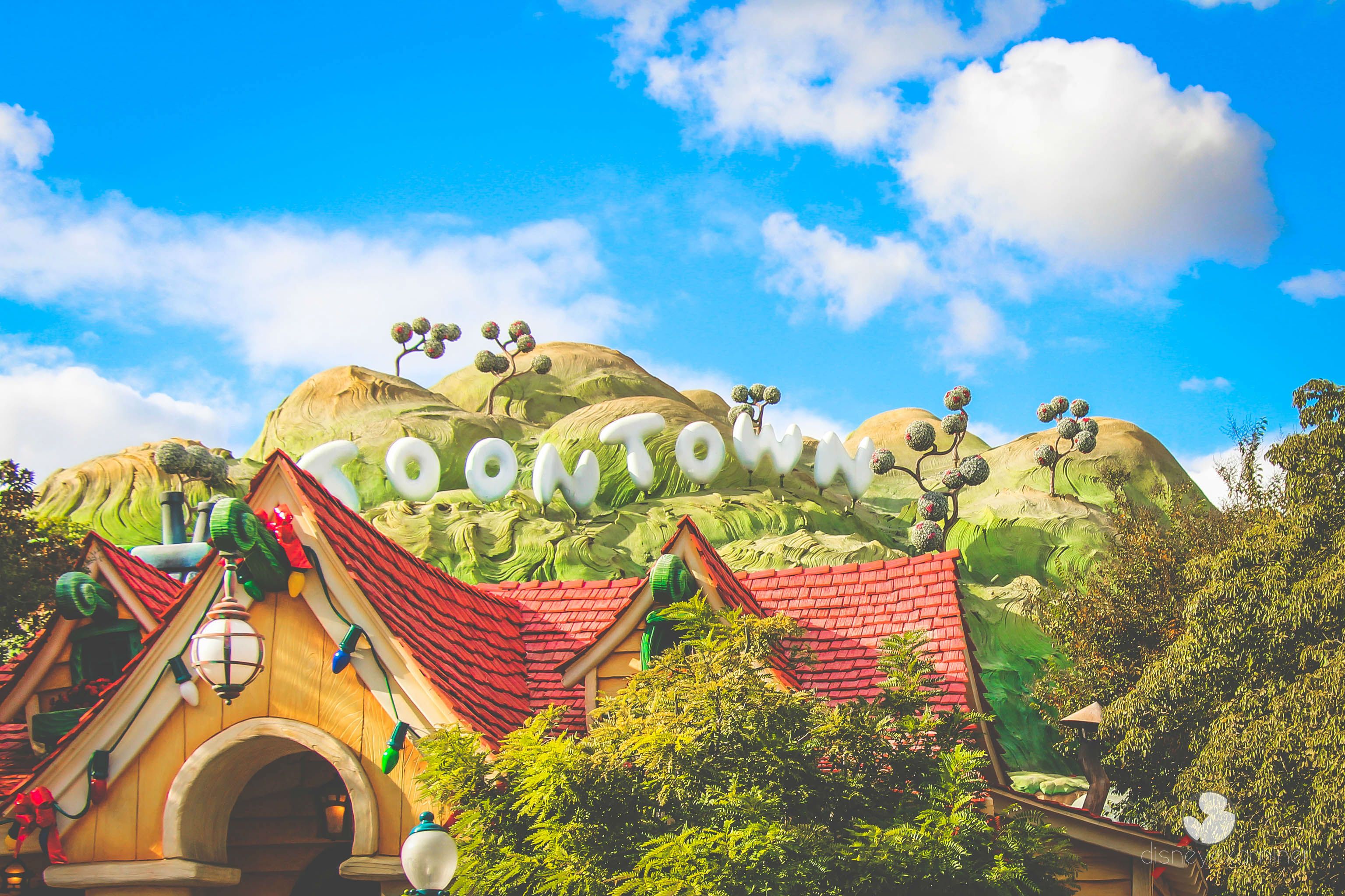 Mickey's Toontown IPhone Android Desktop Wallpaper