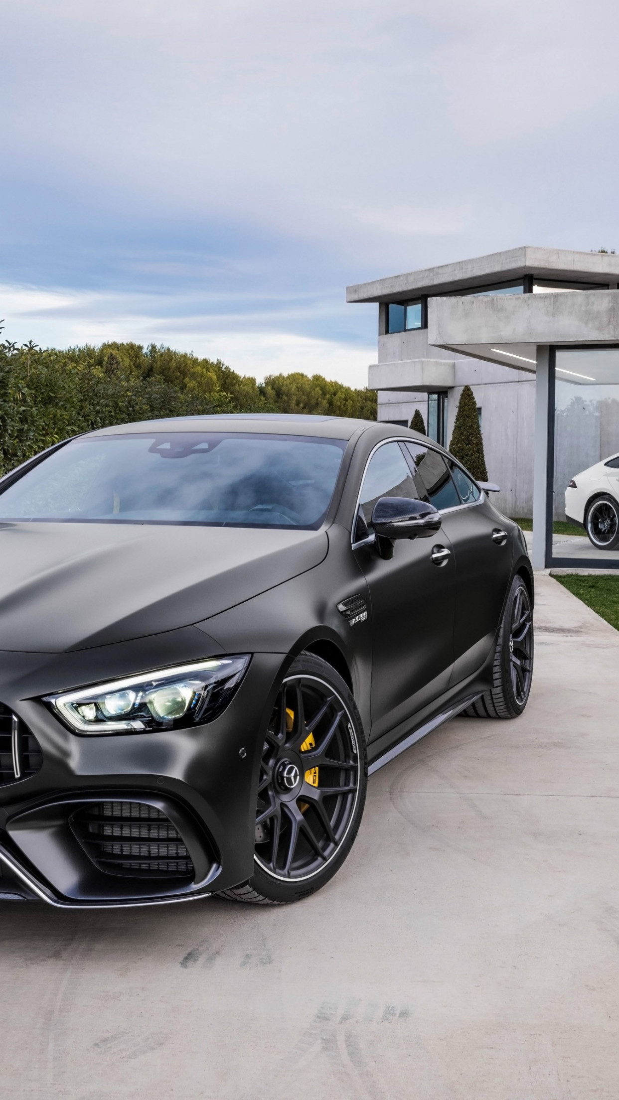 Mercedes AMG gt 4 Door Coupe