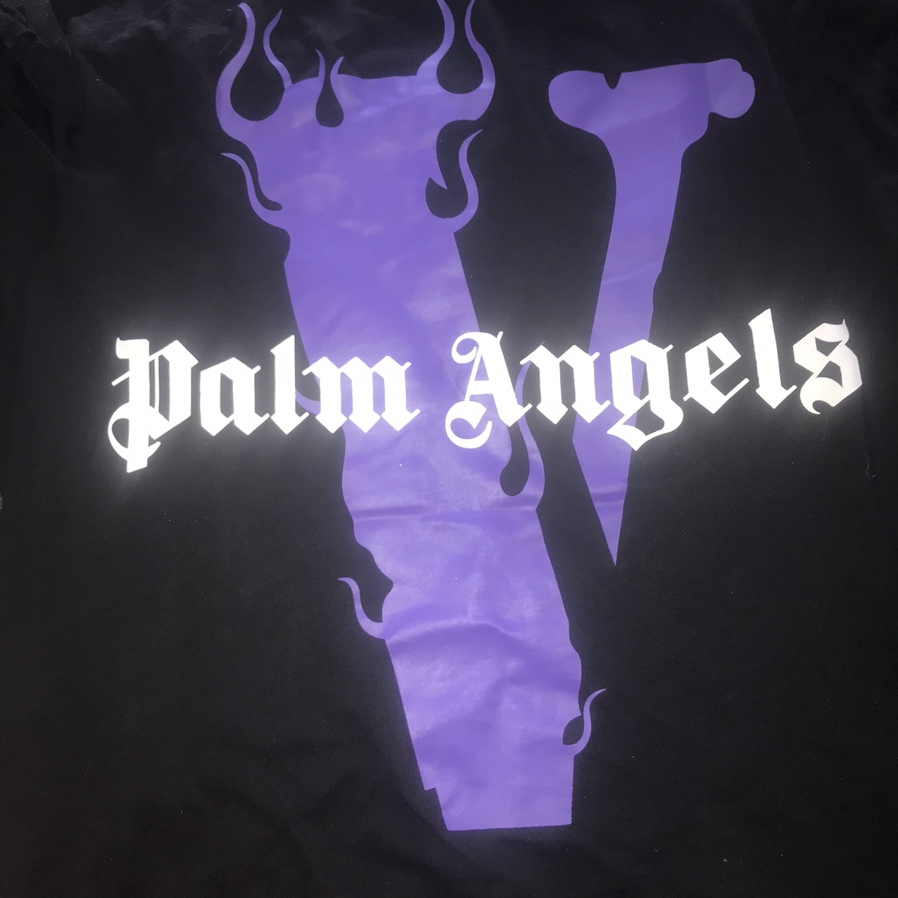Palm angels X Vlone Medium size tee. Real and