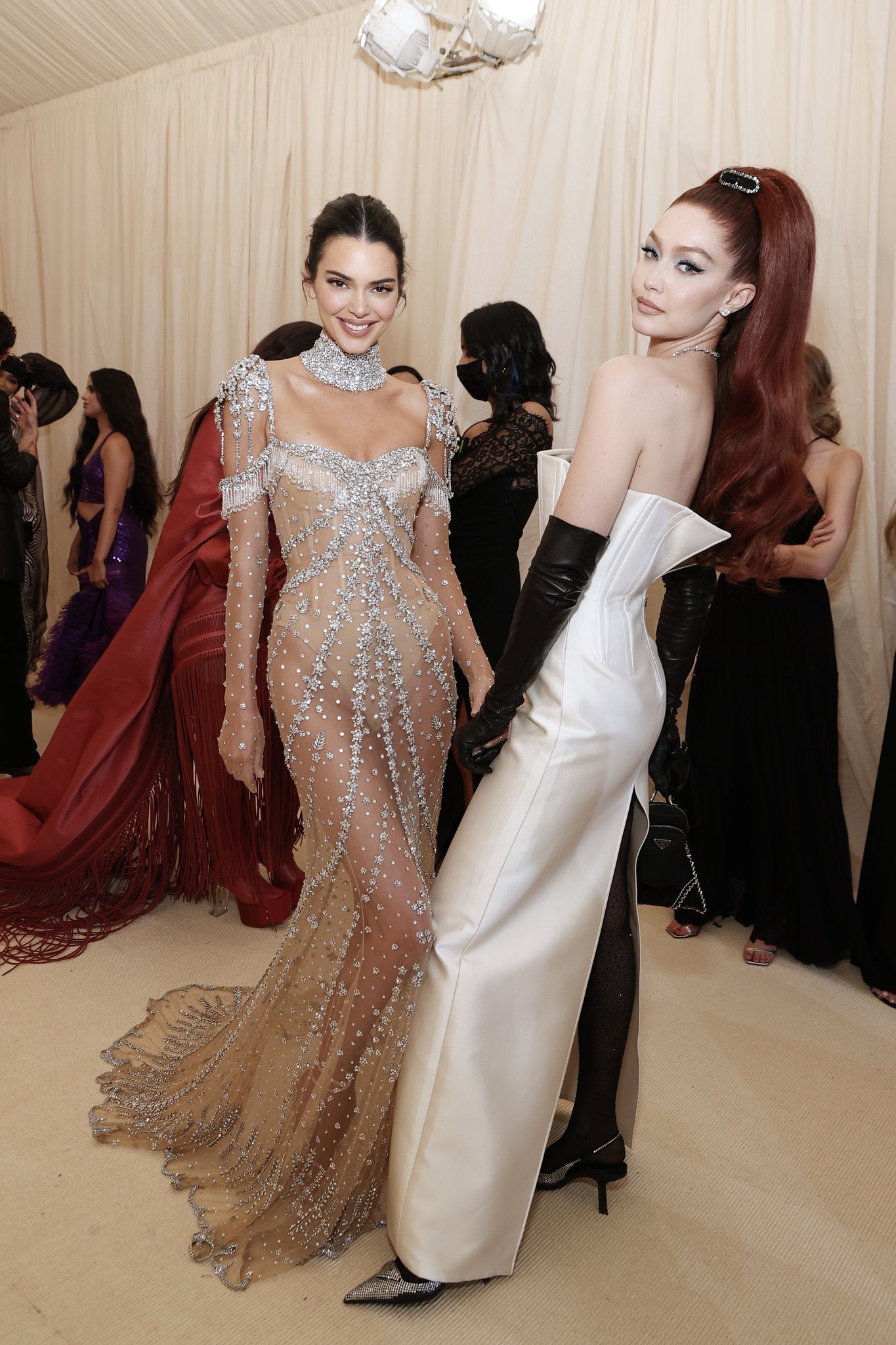 Amazing Body As Masterpiece: Nipples, Skeletons And Tattoos Dominate At Record-breaking Met Gala Background Collection Amazing Body As Masterpiece: Nipples, Skeletons And Tattoos Dominate At Record-breaking Met Gala Background Collection