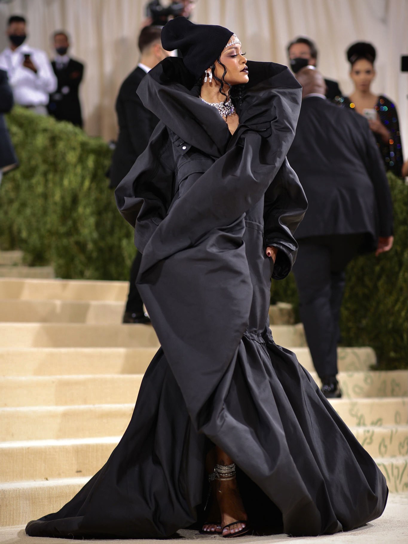 Beautiful Body As Masterpiece: Nipples, Skeletons And Tattoos Dominate At Record-breaking Met Gala Landscape Art Beautiful Body As Masterpiece: Nipples, Skeletons And Tattoos Dominate At Record-breaking Met Gala Landscape Art