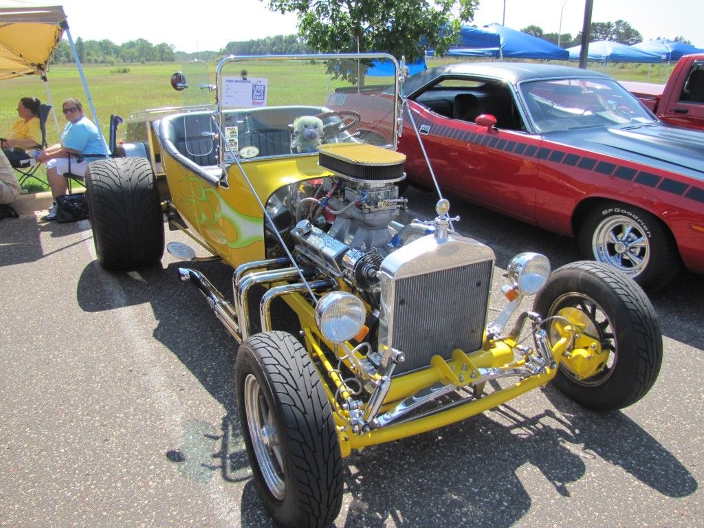 Ford T Bucket. Needs a Blower with scoop and nothing else. T bucket, Car show, Ford models