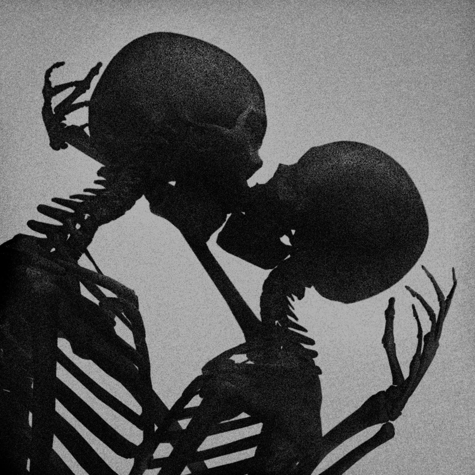 Premium Photo  Two biomechanical skeletons kissing beautiful soulful