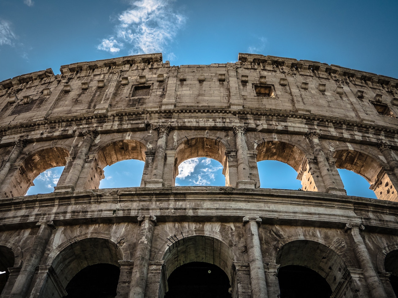 Exploring Rome: Visiting the Colosseum of Town Blog