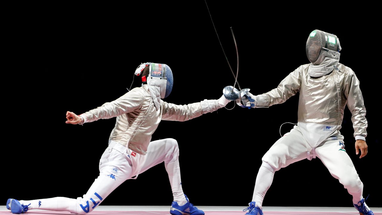 Aron Szilagyi, Sun Yiwen Make History With Wins In Gold Medal Fencing Matches