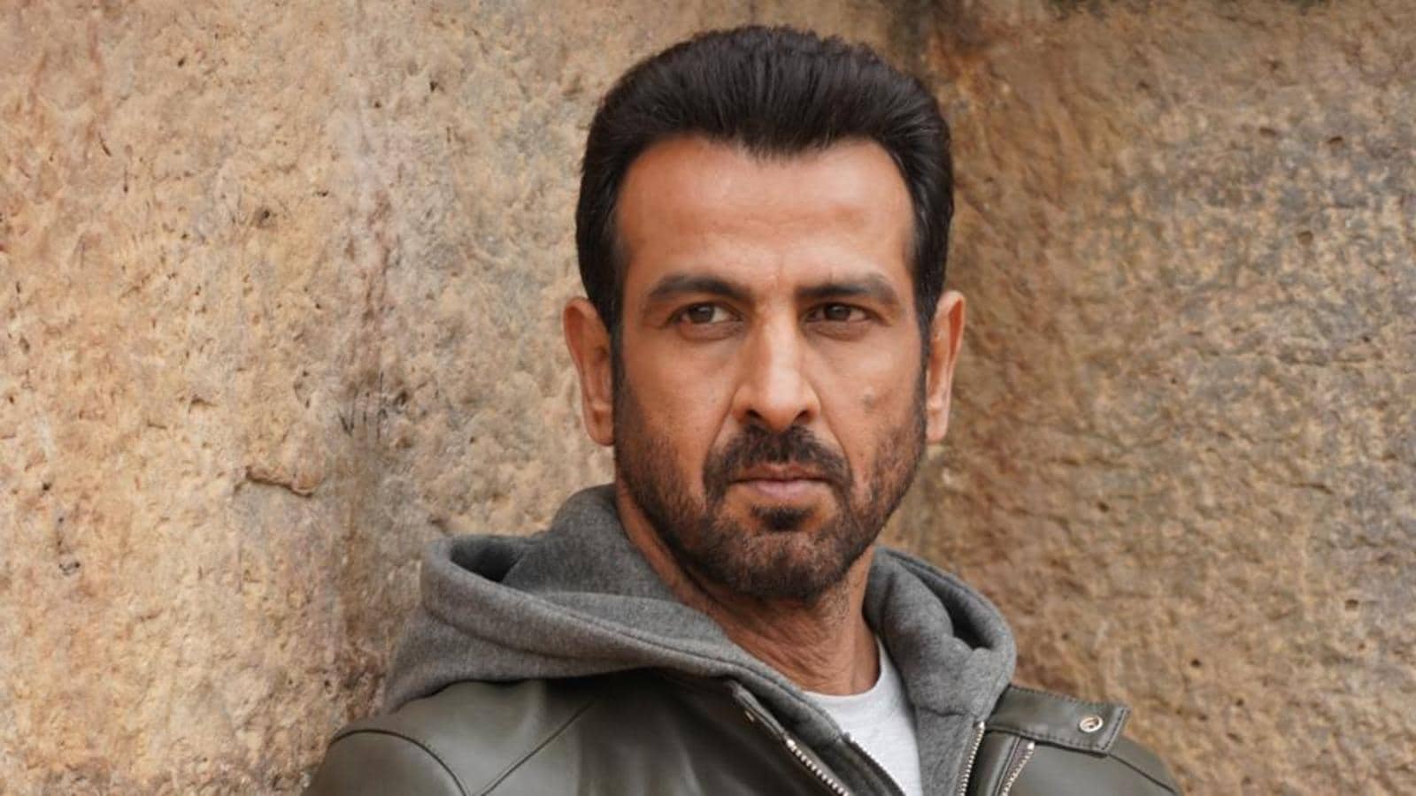 Ronit Roy Wallpapers - Wallpaper Cave