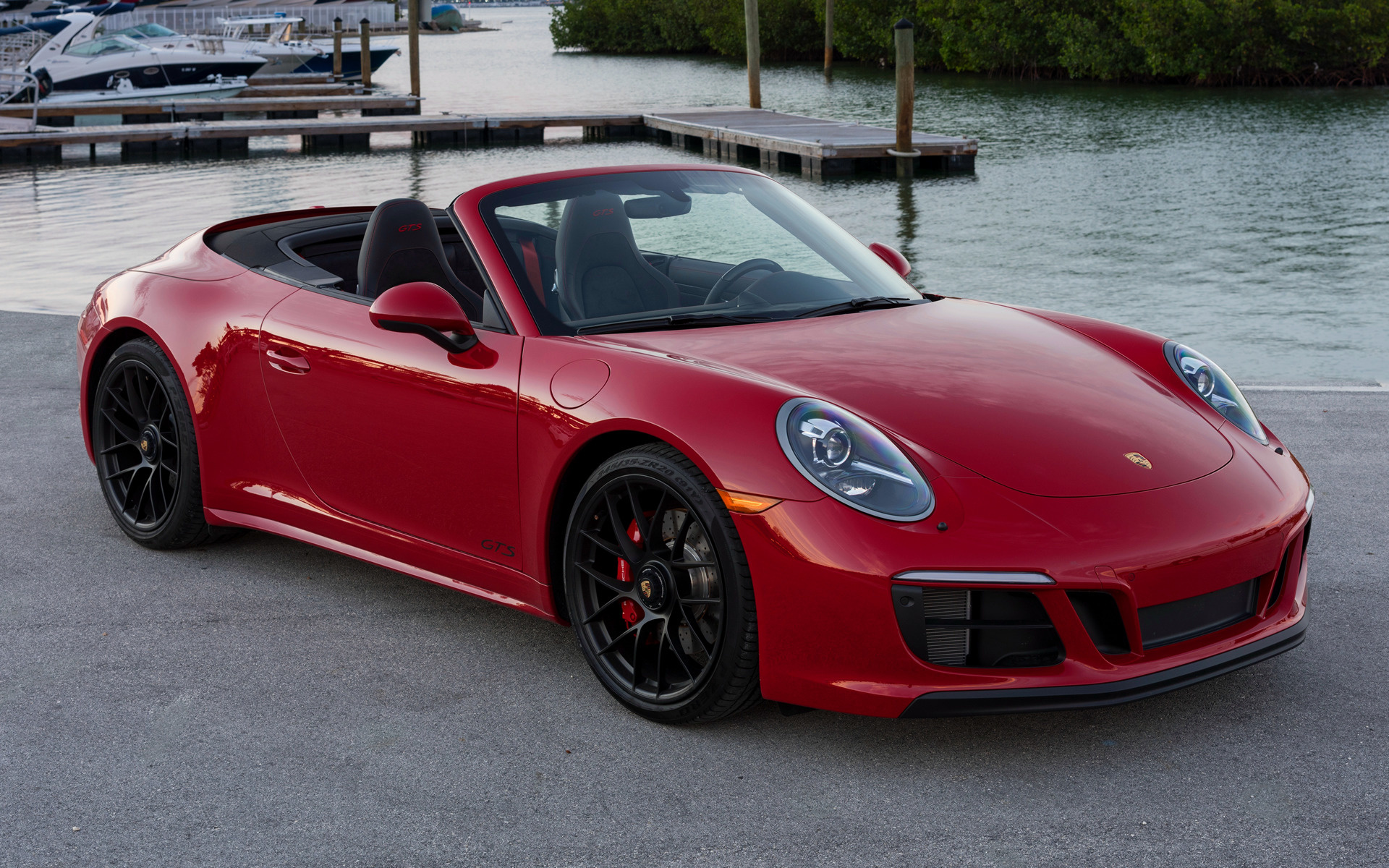 Porsche 911 Carrera GTS Cabriolet