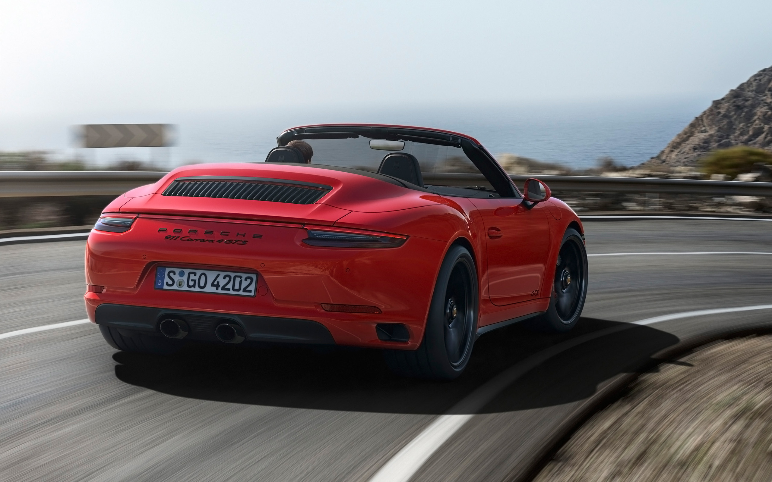 Porsche 911 GTS 4 GTS Cabriolet